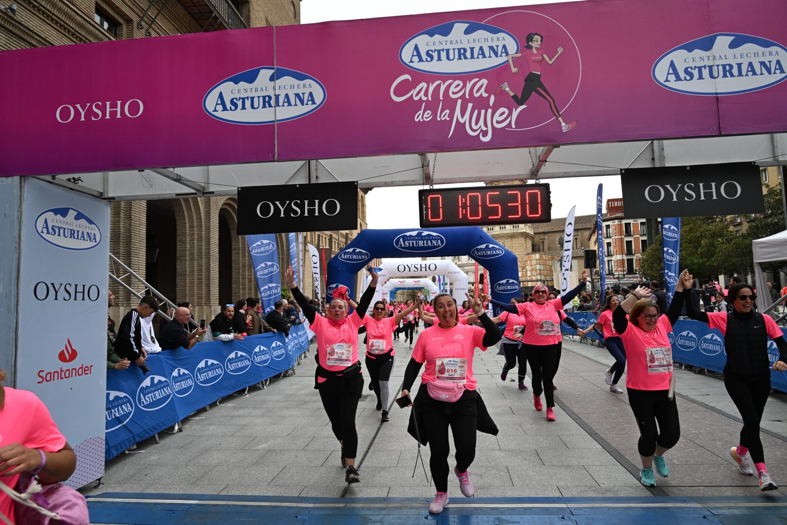 Todas las fotos de la Carrera de la Mujer de Zaragoza 2023. 6698