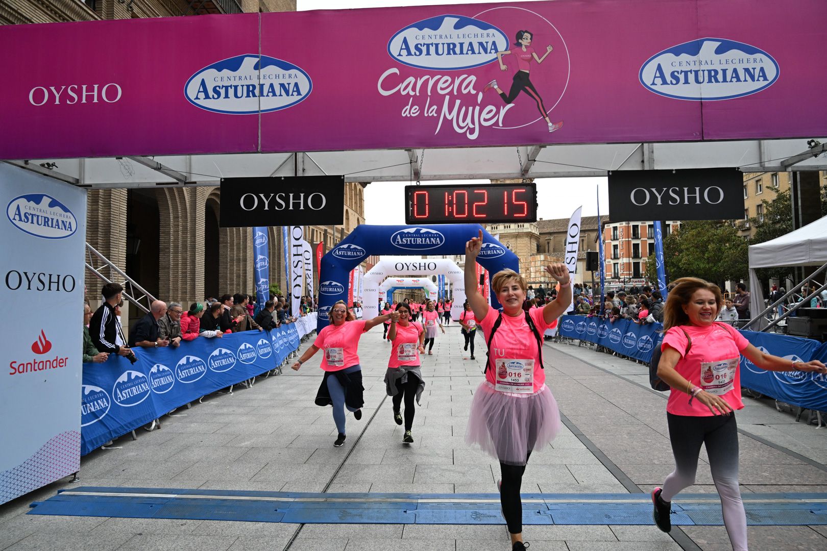 Todas las fotos de la Carrera de la Mujer de Zaragoza 2023. 6471