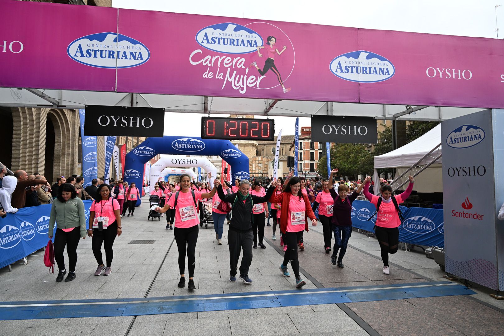Todas las fotos de la Carrera de la Mujer de Zaragoza 2023. 7917