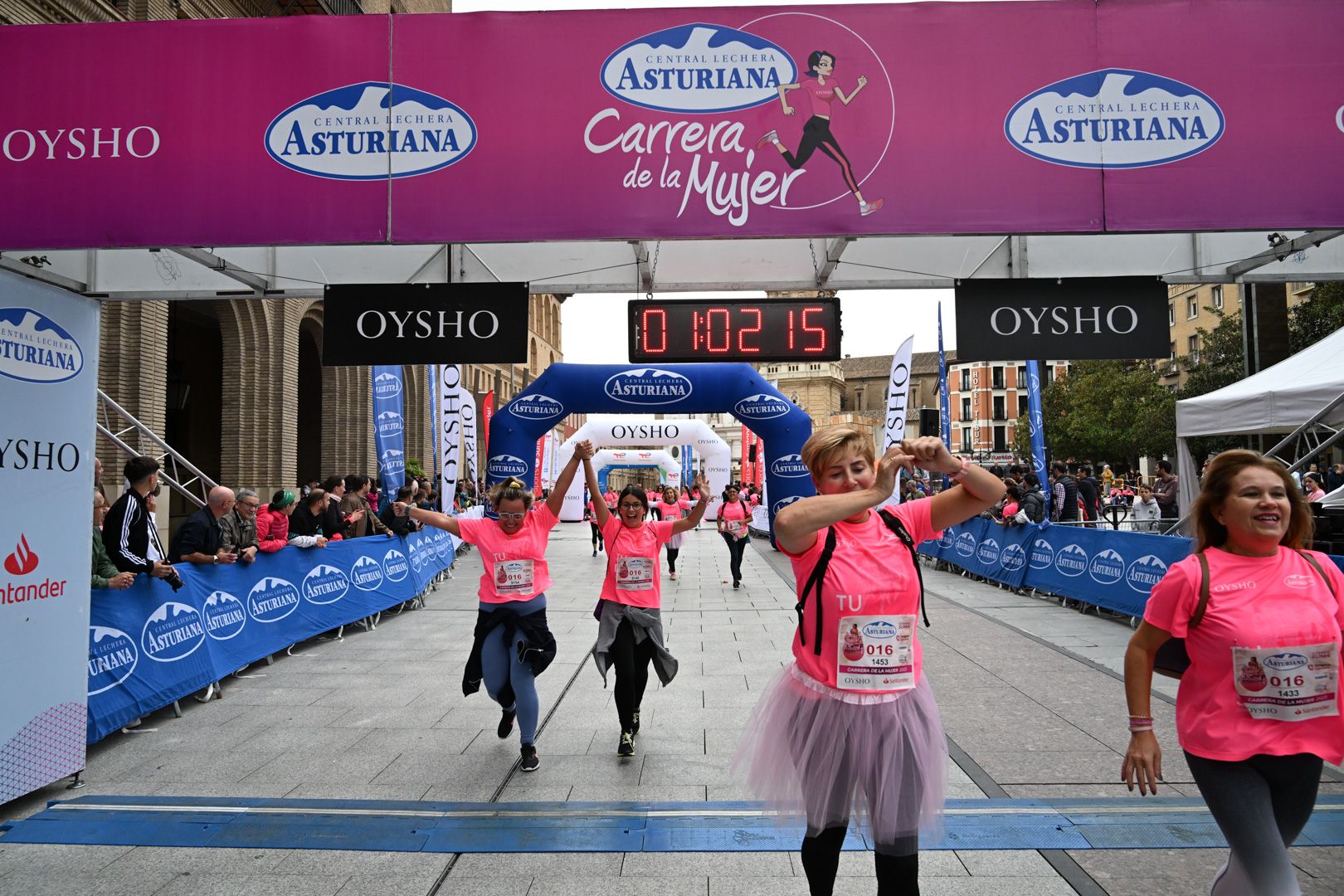 Todas las fotos de la Carrera de la Mujer de Zaragoza 2023. 6472