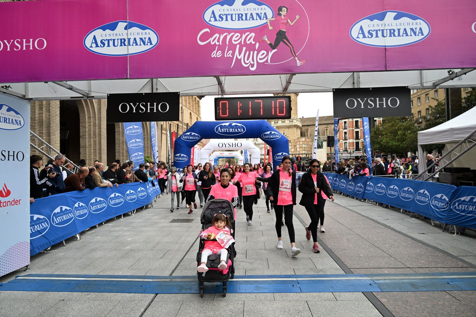 Todas las fotos de la Carrera de la Mujer de Zaragoza 2023. 7676