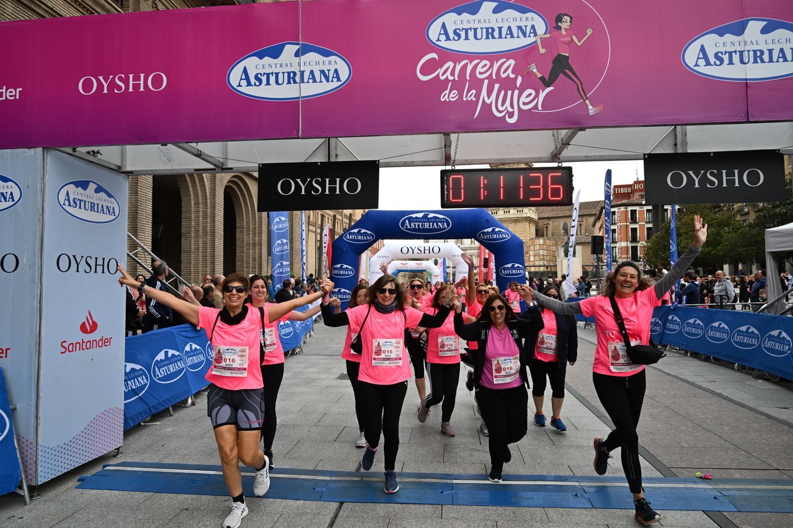 Todas las fotos de la Carrera de la Mujer de Zaragoza 2023. 7192