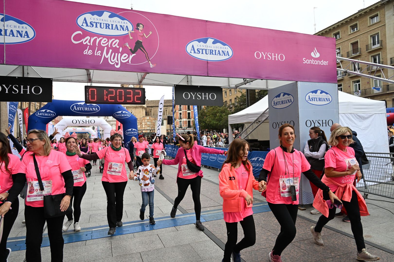 Todas las fotos de la Carrera de la Mujer de Zaragoza 2023. 7930