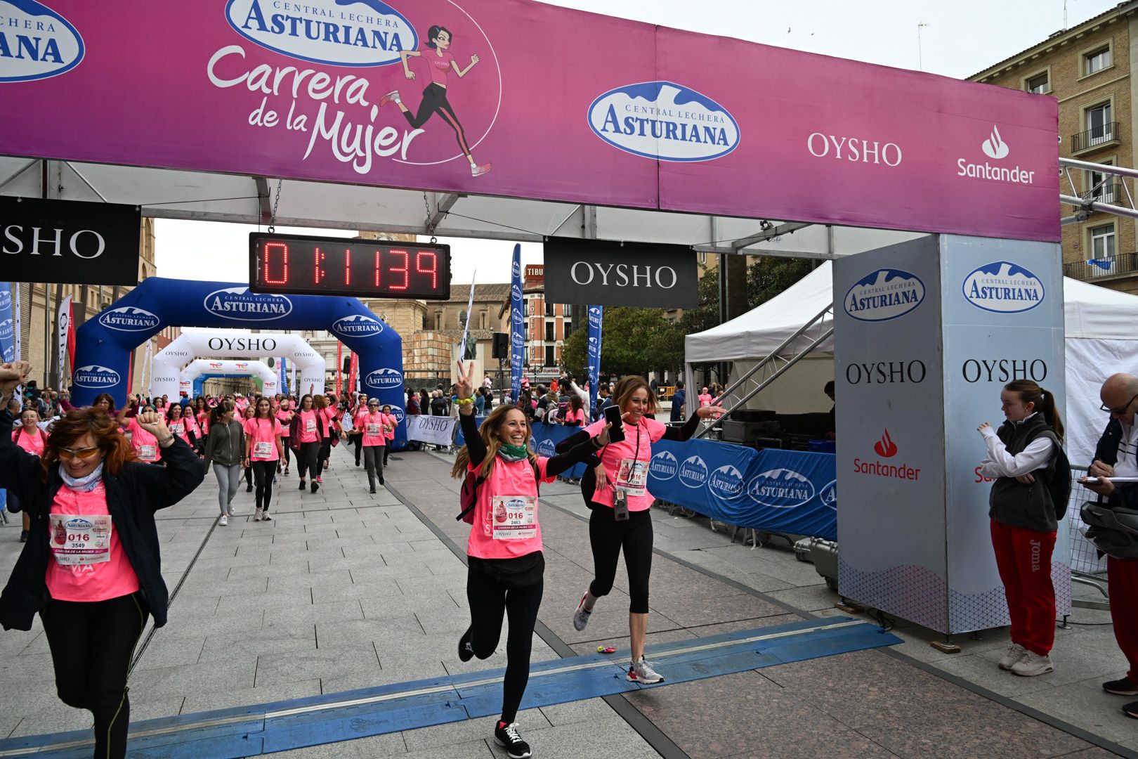 Todas las fotos de la Carrera de la Mujer de Zaragoza 2023. 7200