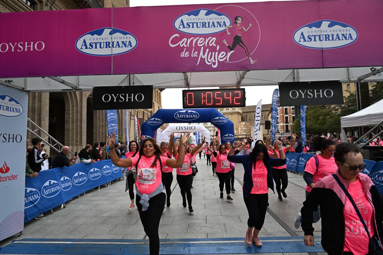 Todas las fotos de la Carrera de la Mujer de Zaragoza 2023. 6715