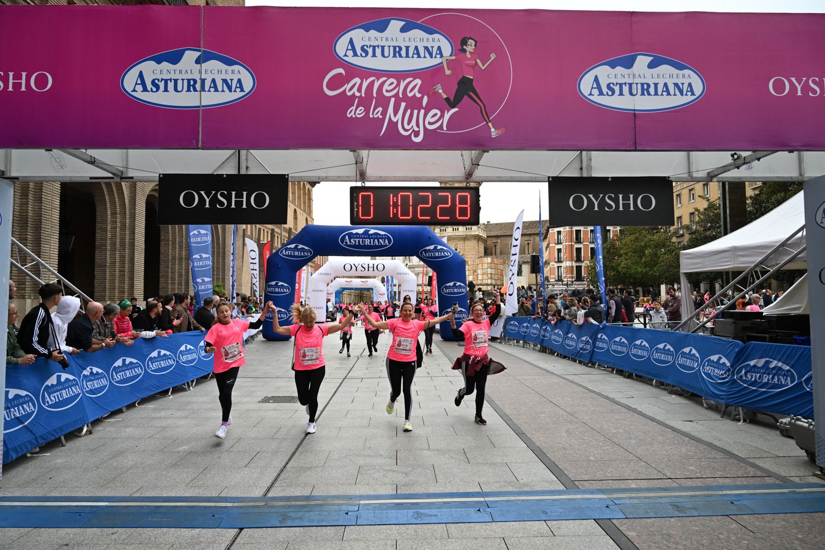Todas las fotos de la Carrera de la Mujer de Zaragoza 2023. 6488