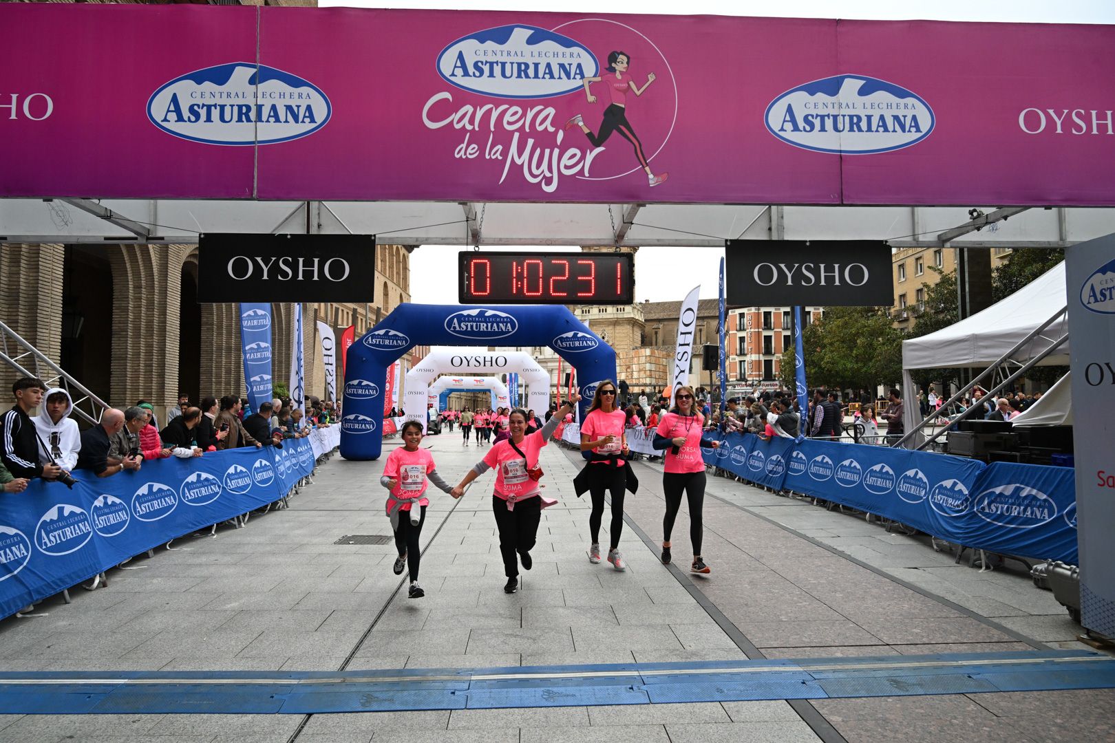 Todas las fotos de la Carrera de la Mujer de Zaragoza 2023. 6489