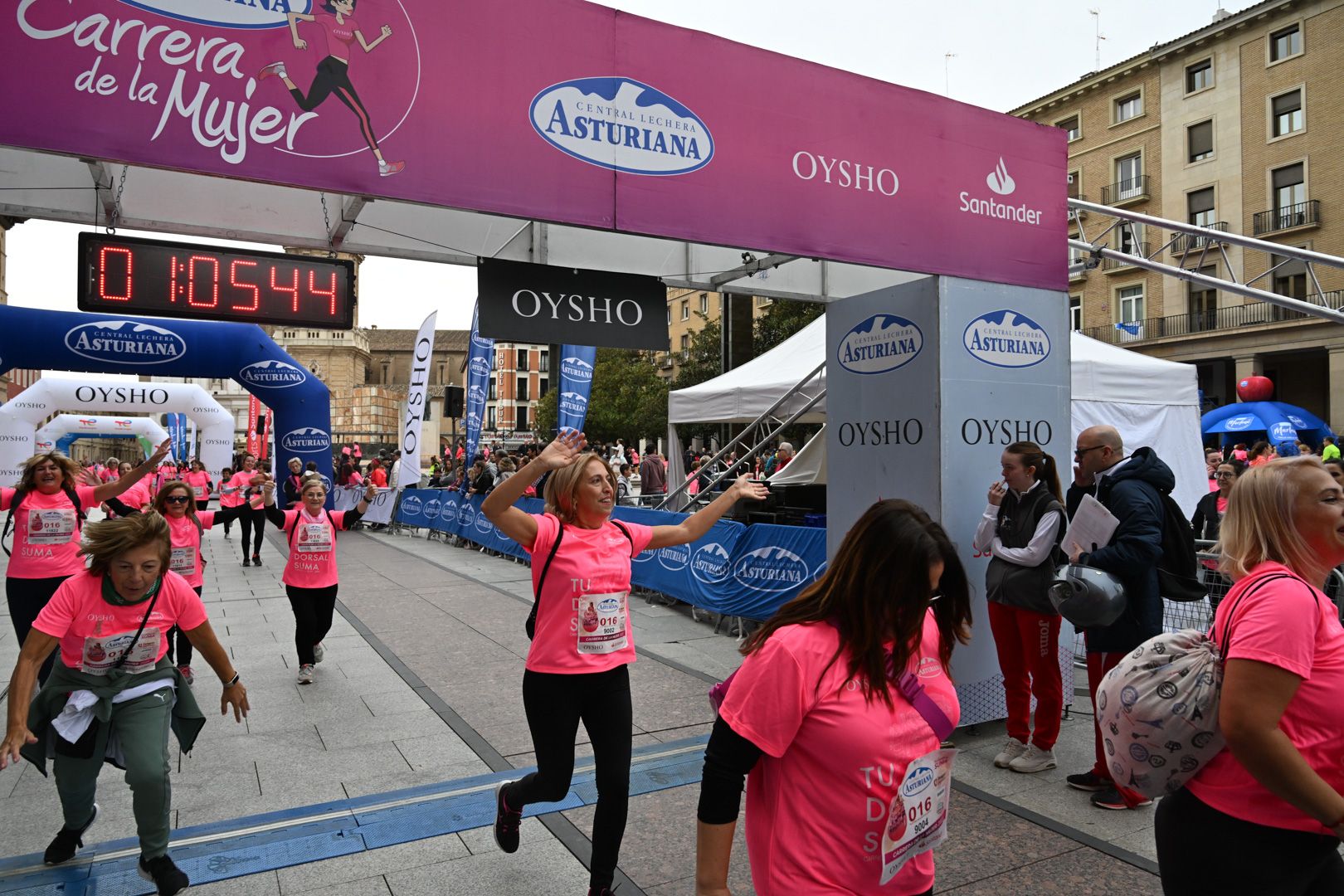 Todas las fotos de la Carrera de la Mujer de Zaragoza 2023. 6719
