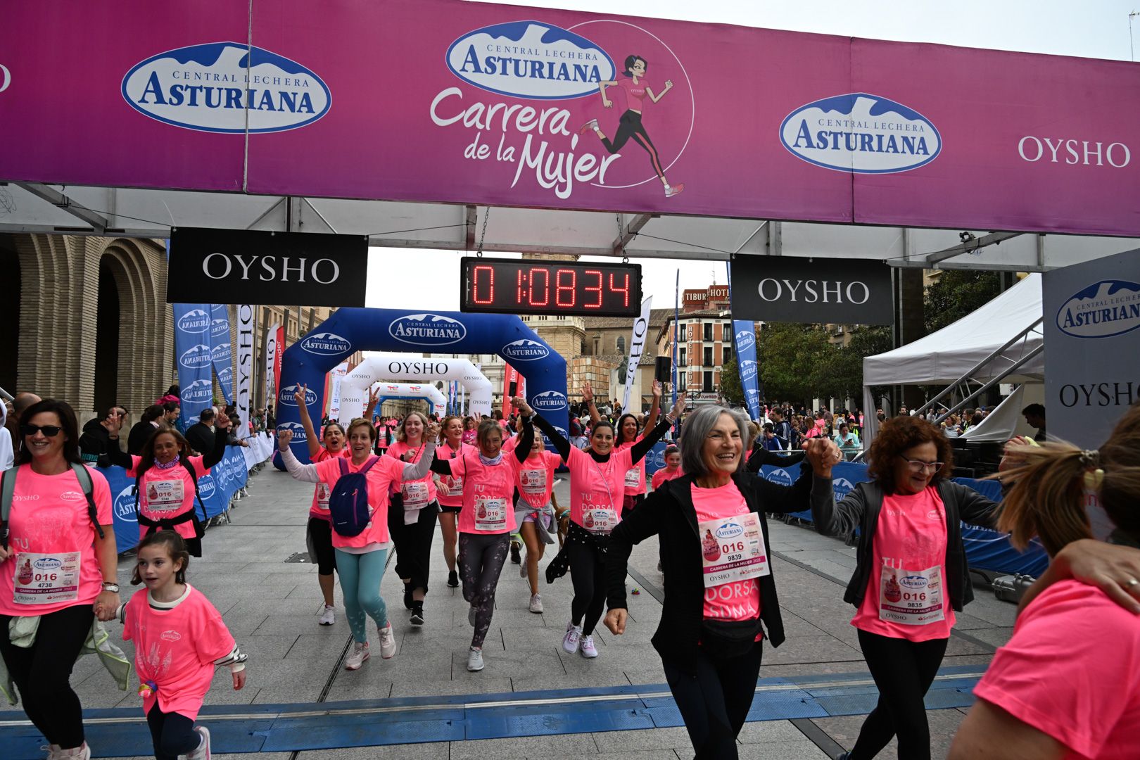 Todas las fotos de la Carrera de la Mujer de Zaragoza 2023. 6963