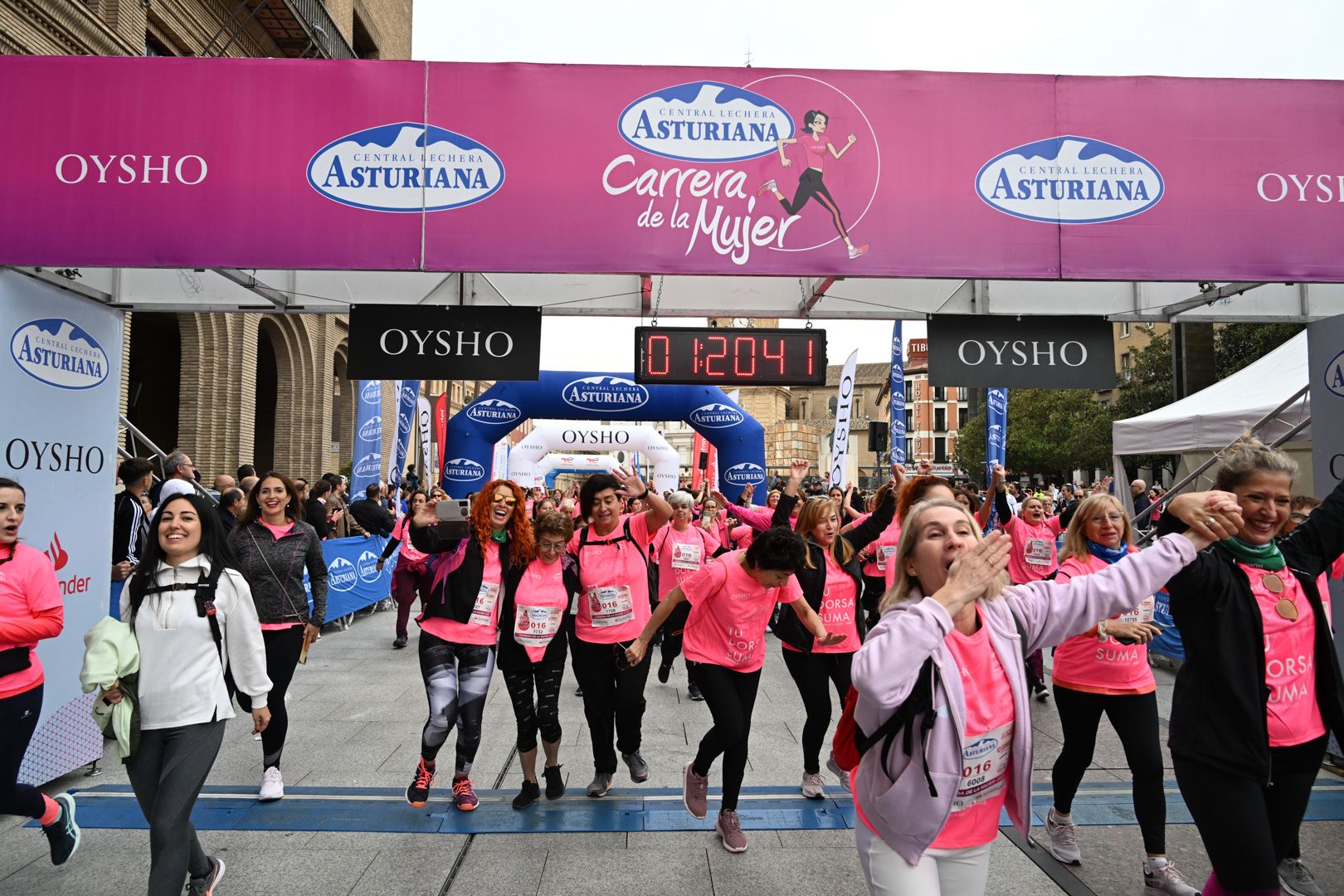 Todas las fotos de la Carrera de la Mujer de Zaragoza 2023. 7939