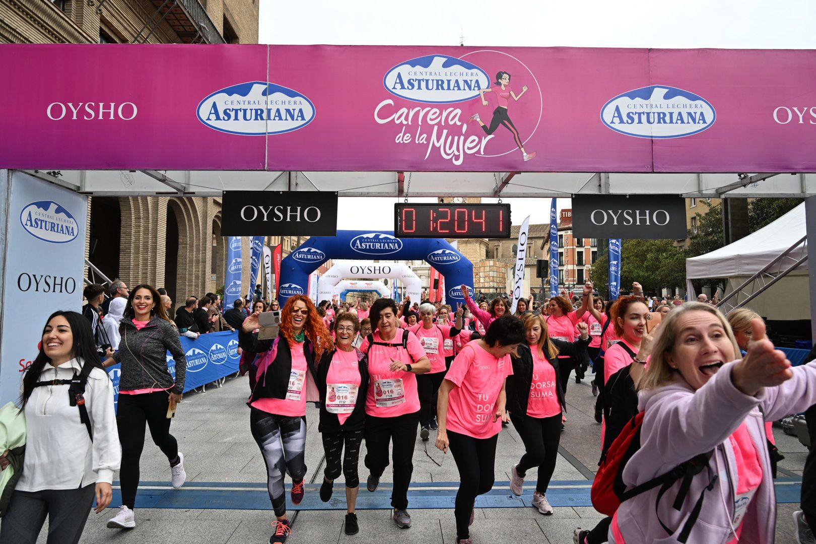 Todas las fotos de la Carrera de la Mujer de Zaragoza 2023. 7940