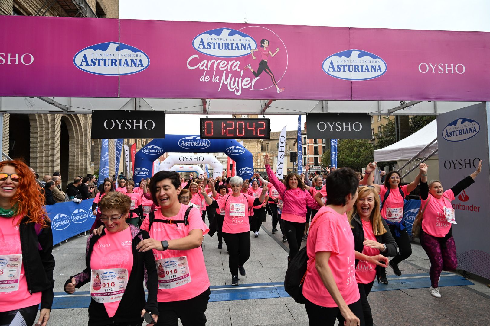 Todas las fotos de la Carrera de la Mujer de Zaragoza 2023. 7941