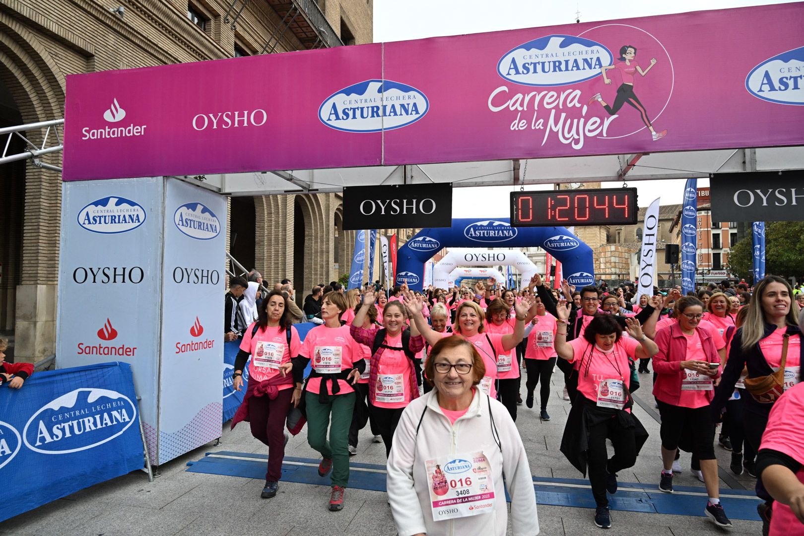 Todas las fotos de la Carrera de la Mujer de Zaragoza 2023. 7946
