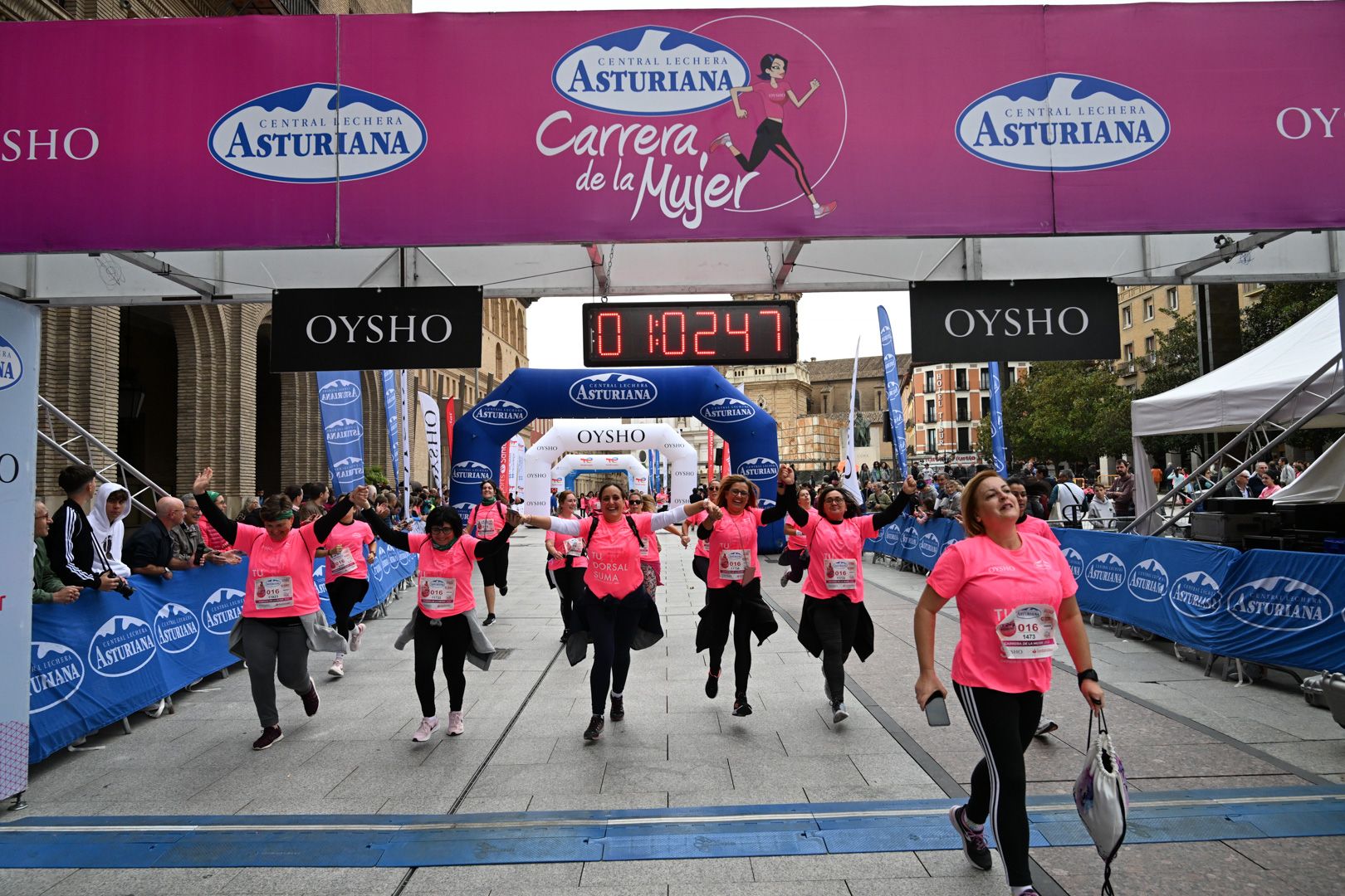 Todas las fotos de la Carrera de la Mujer de Zaragoza 2023. 6504