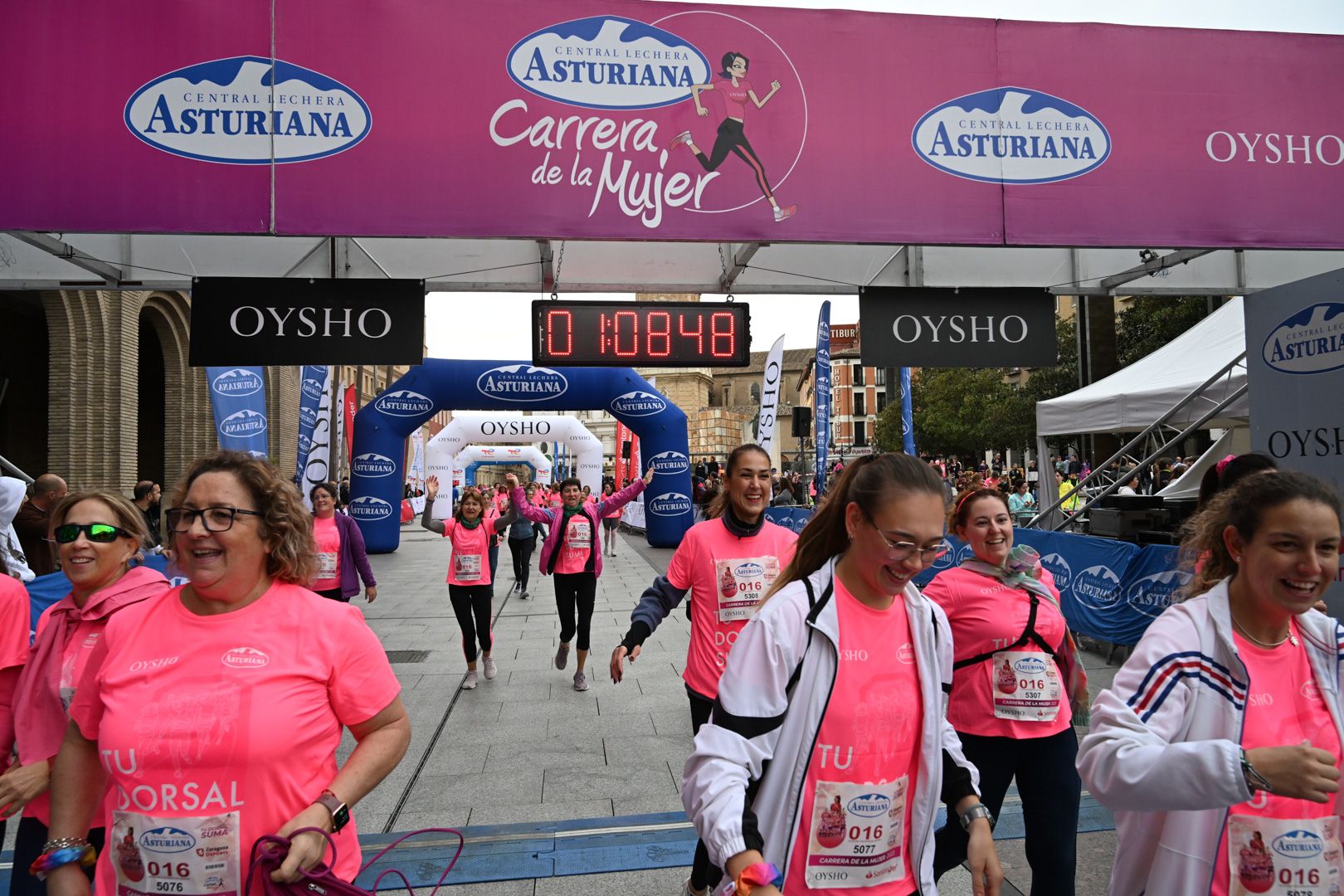 Todas las fotos de la Carrera de la Mujer de Zaragoza 2023. 6978