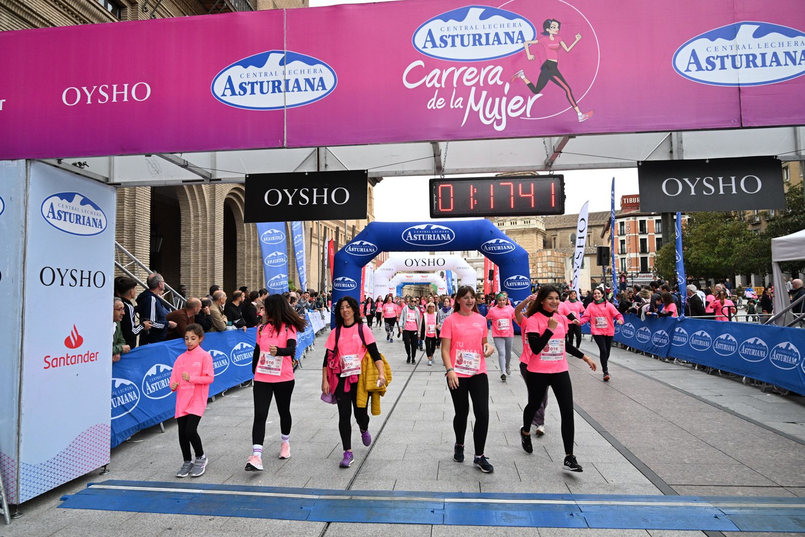 Todas las fotos de la Carrera de la Mujer de Zaragoza 2023. 7713