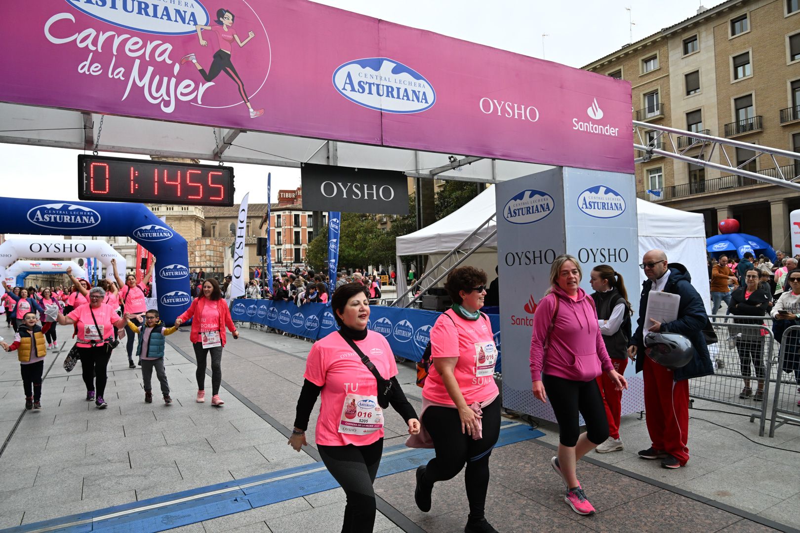Todas las fotos de la Carrera de la Mujer de Zaragoza 2023. 7469