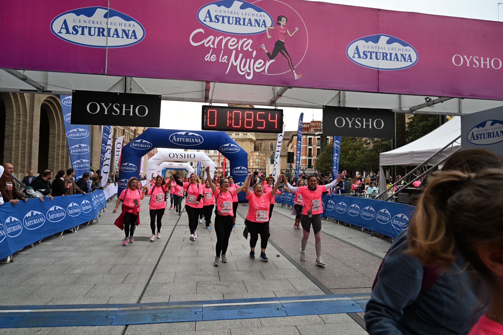Todas las fotos de la Carrera de la Mujer de Zaragoza 2023. 6984
