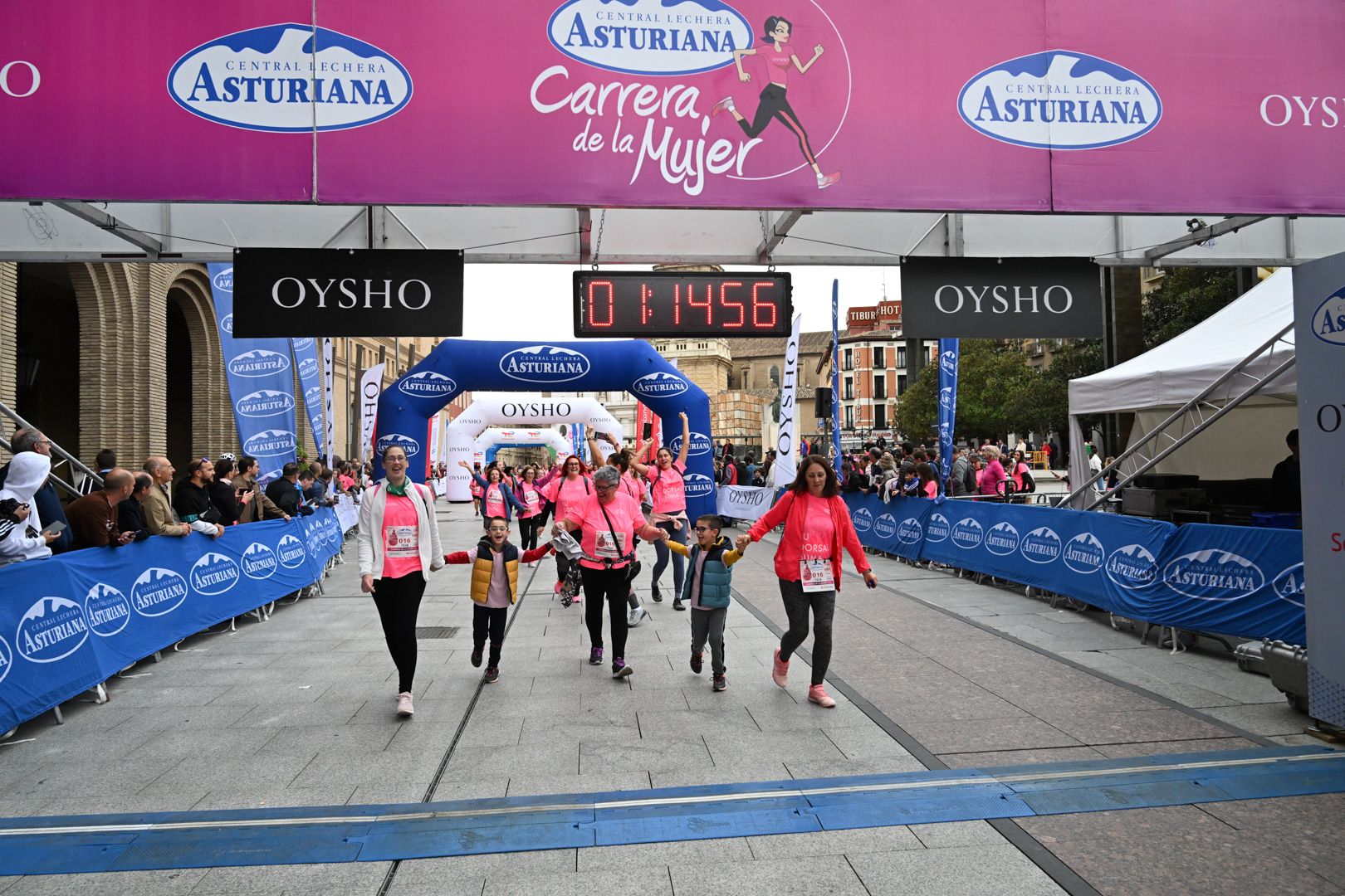 Todas las fotos de la Carrera de la Mujer de Zaragoza 2023. 7470