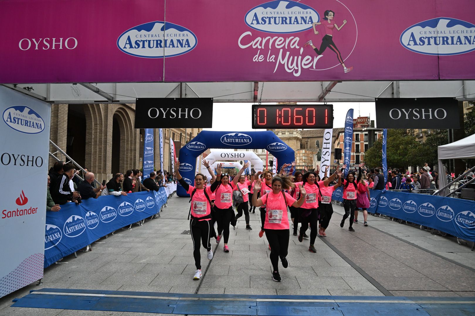 Todas las fotos de la Carrera de la Mujer de Zaragoza 2023. 6741