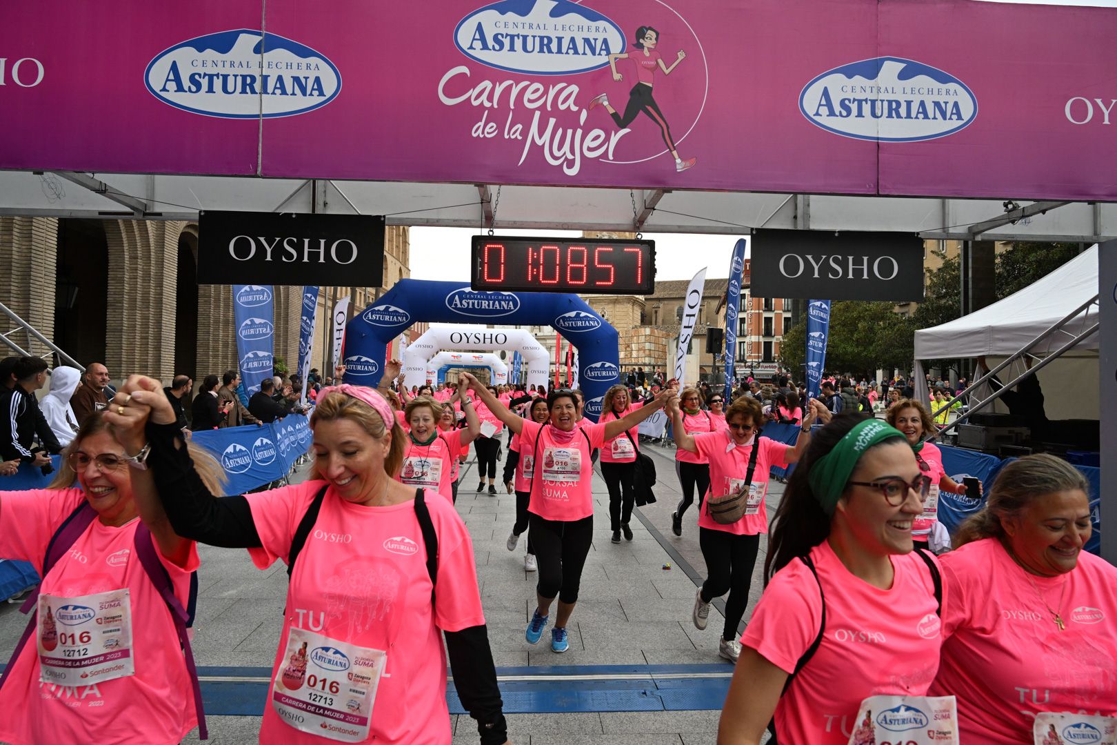 Todas las fotos de la Carrera de la Mujer de Zaragoza 2023. 6989