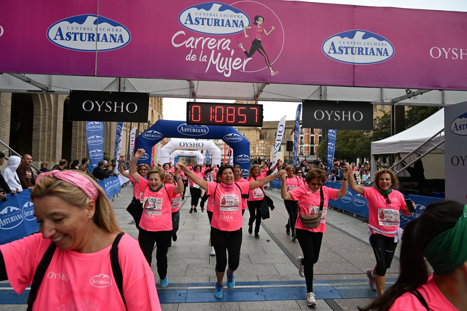Todas las fotos de la Carrera de la Mujer de Zaragoza 2023. 6990