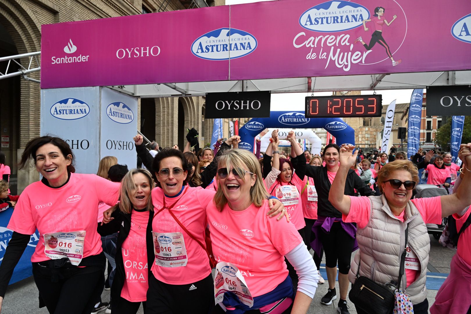 Todas las fotos de la Carrera de la Mujer de Zaragoza 2023. 7964