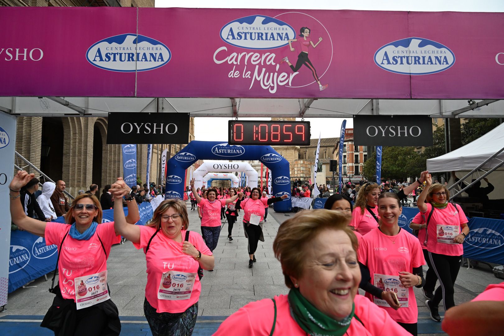 Todas las fotos de la Carrera de la Mujer de Zaragoza 2023. 6993