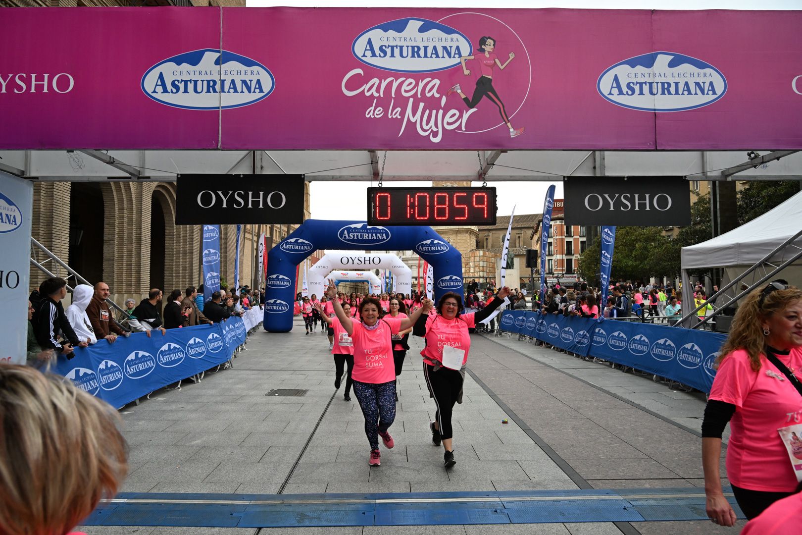 Todas las fotos de la Carrera de la Mujer de Zaragoza 2023. 6995