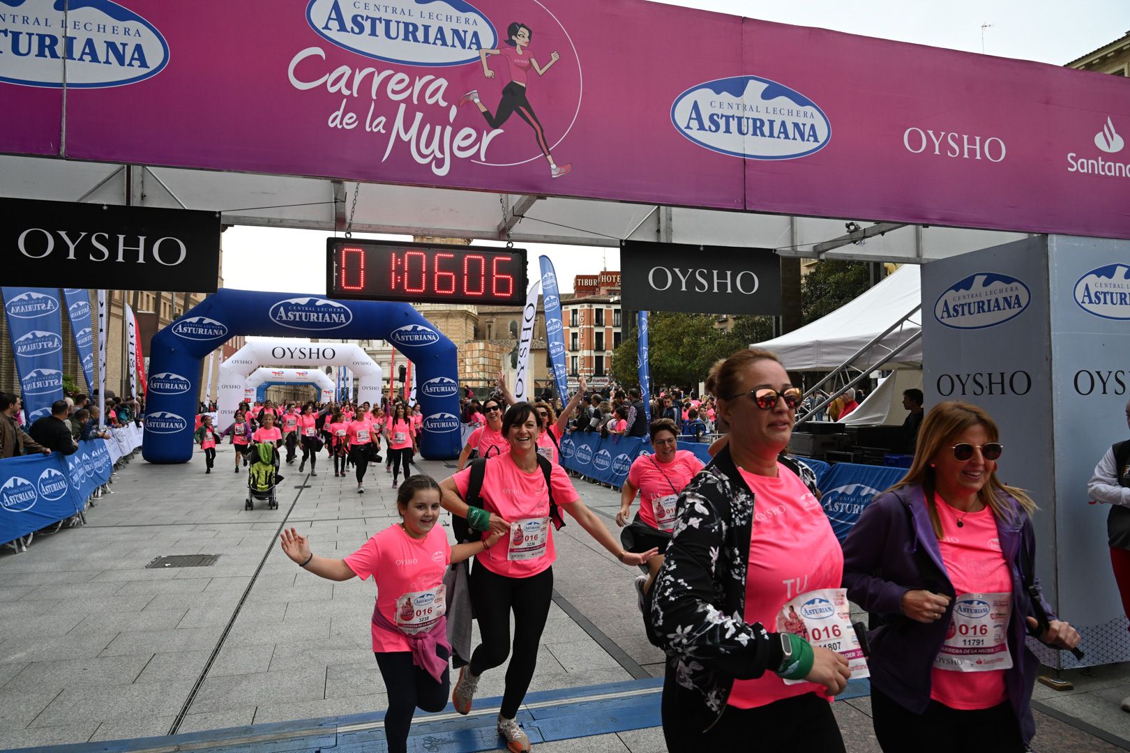 Todas las fotos de la Carrera de la Mujer de Zaragoza 2023. 6752
