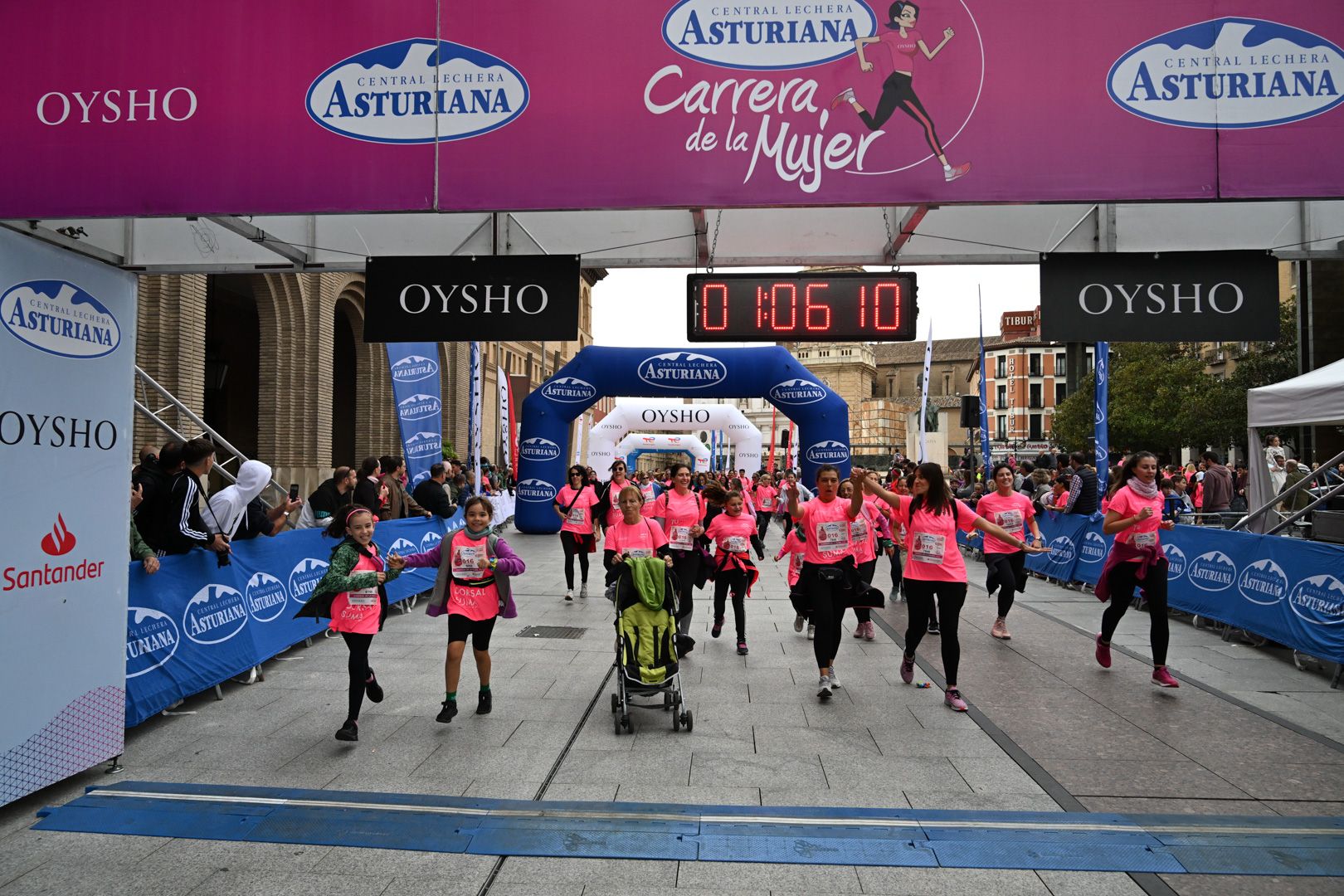 Todas las fotos de la Carrera de la Mujer de Zaragoza 2023. 6758