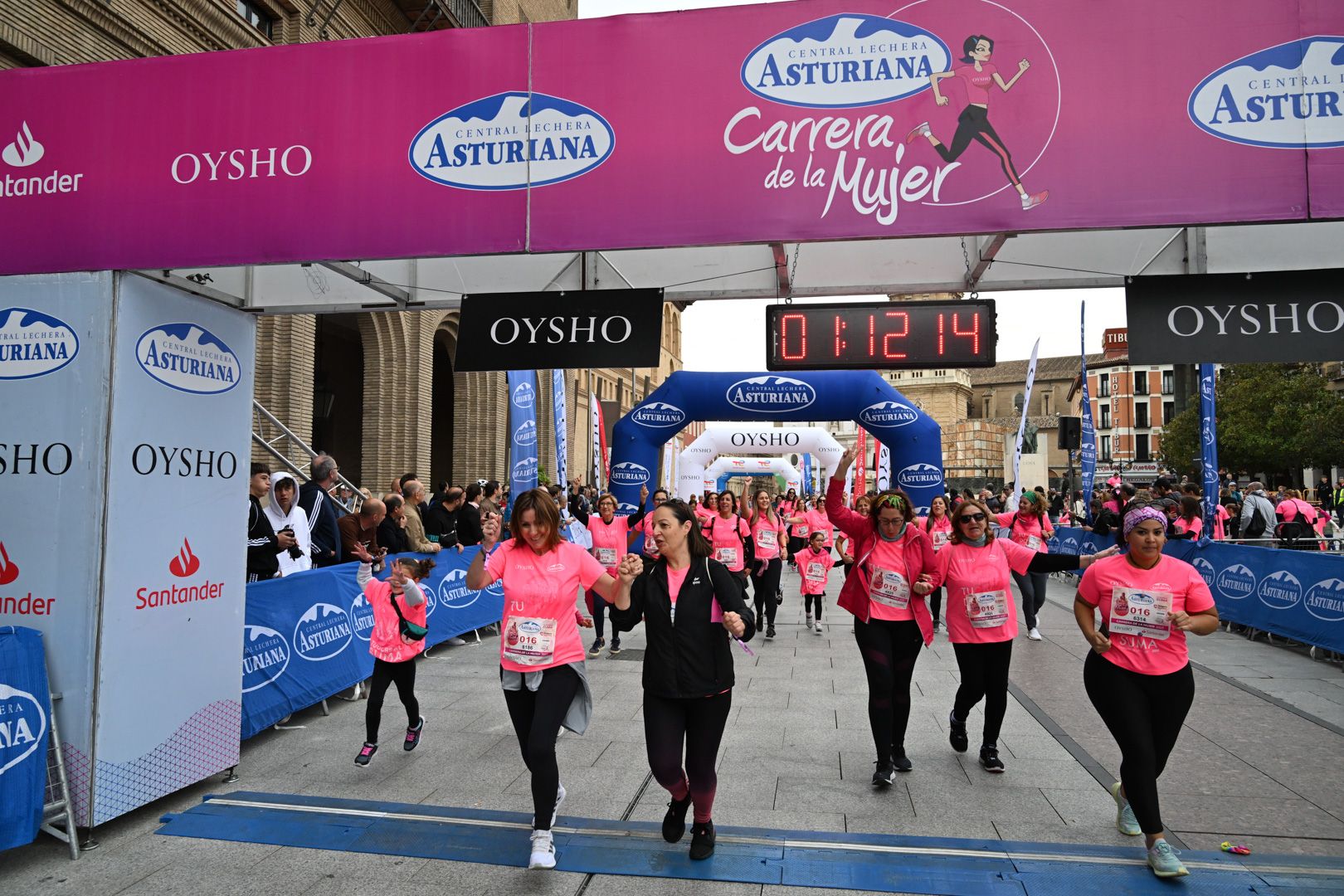 Todas las fotos de la Carrera de la Mujer de Zaragoza 2023. 7250