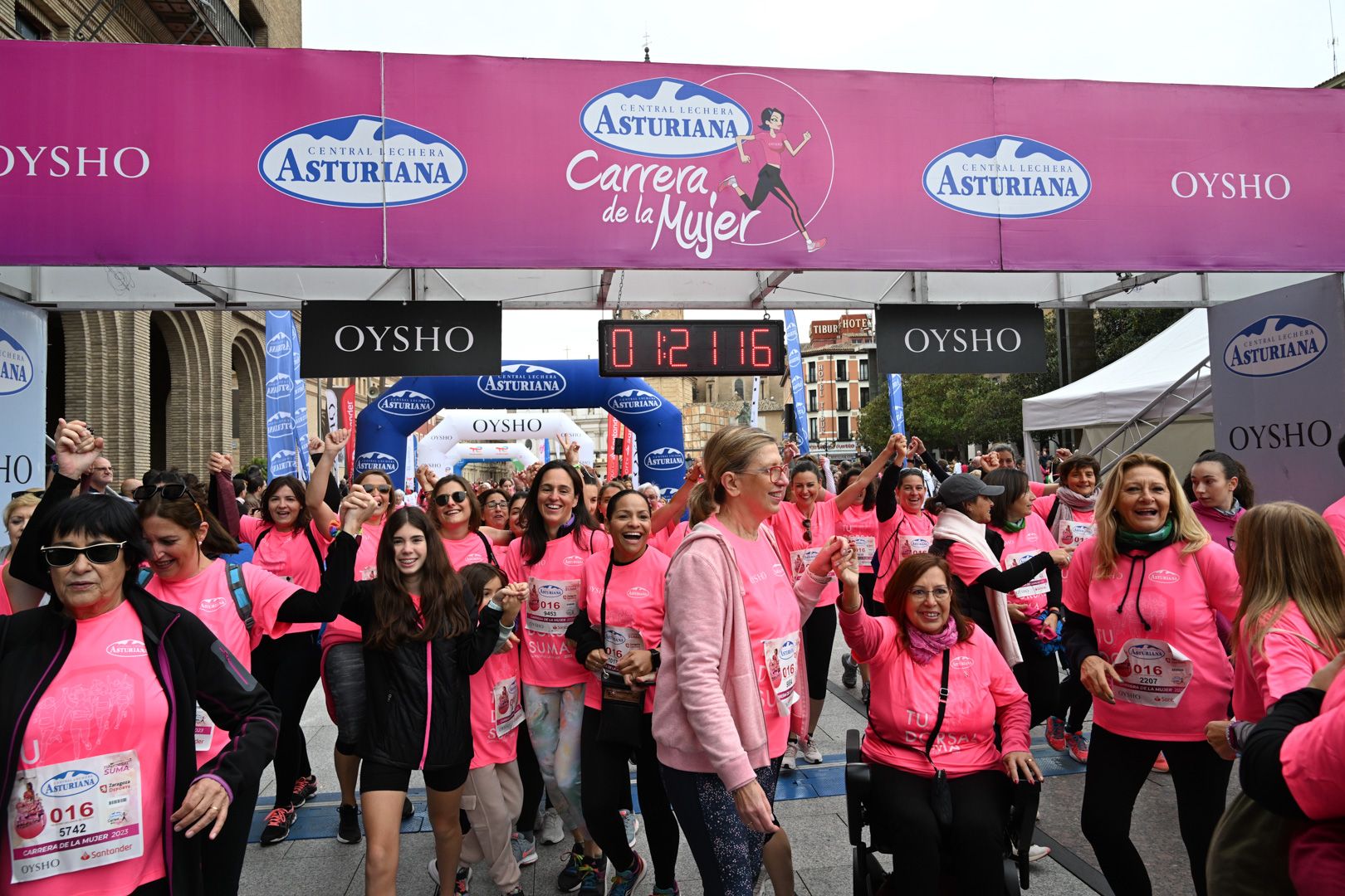 Todas las fotos de la Carrera de la Mujer de Zaragoza 2023. 7995