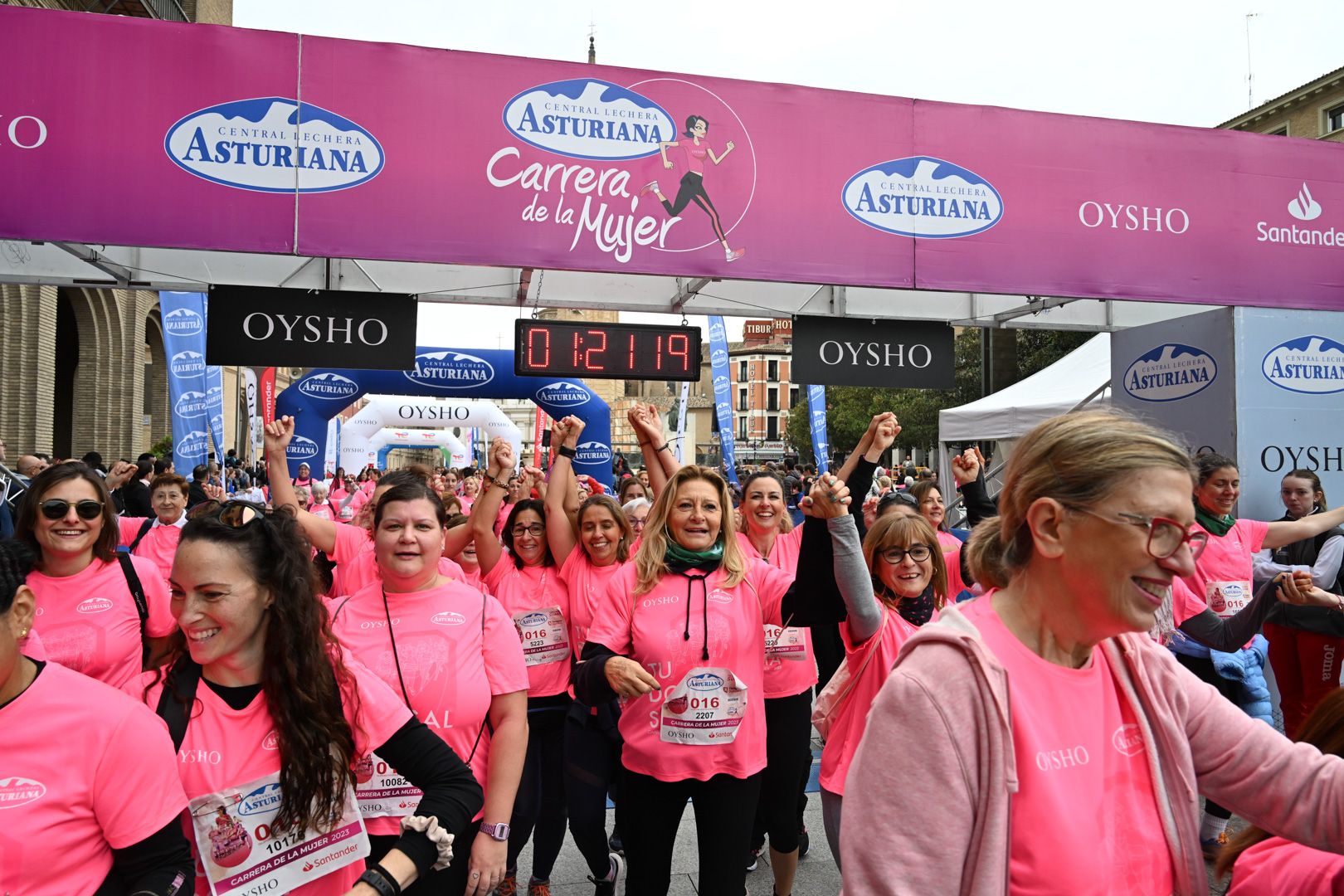 Todas las fotos de la Carrera de la Mujer de Zaragoza 2023. 7999