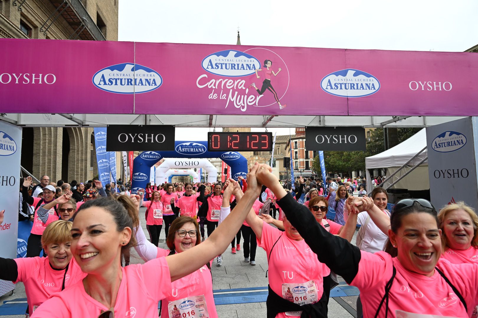 Todas las fotos de la Carrera de la Mujer de Zaragoza 2023. 8003