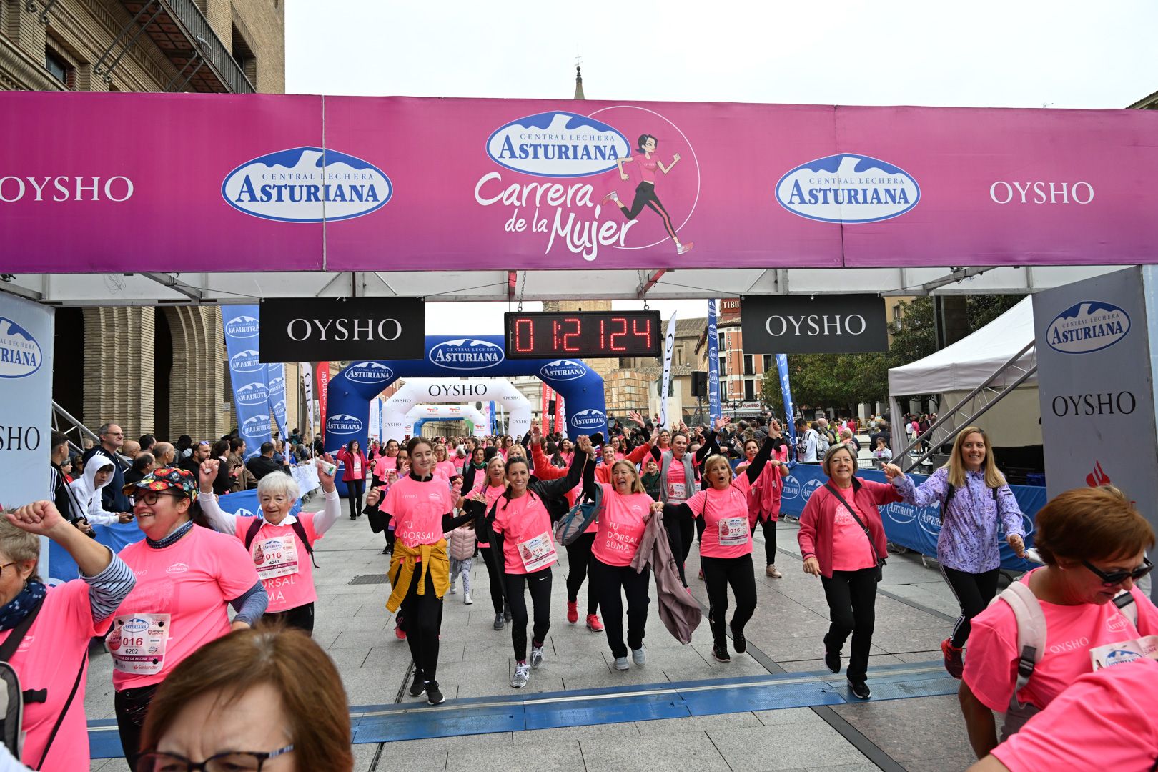 Todas las fotos de la Carrera de la Mujer de Zaragoza 2023. 8005