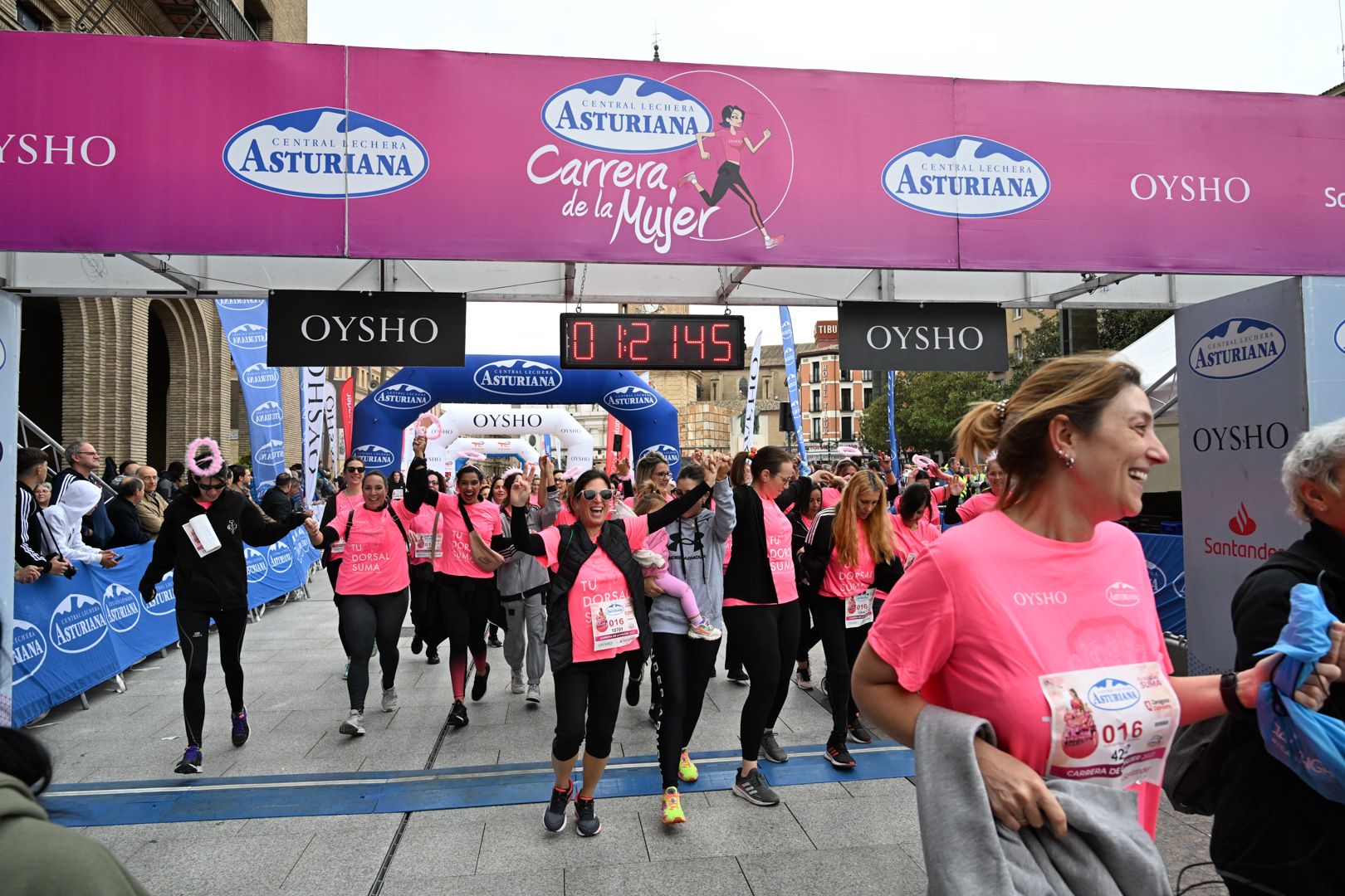 Todas las fotos de la Carrera de la Mujer de Zaragoza 2023. 8028