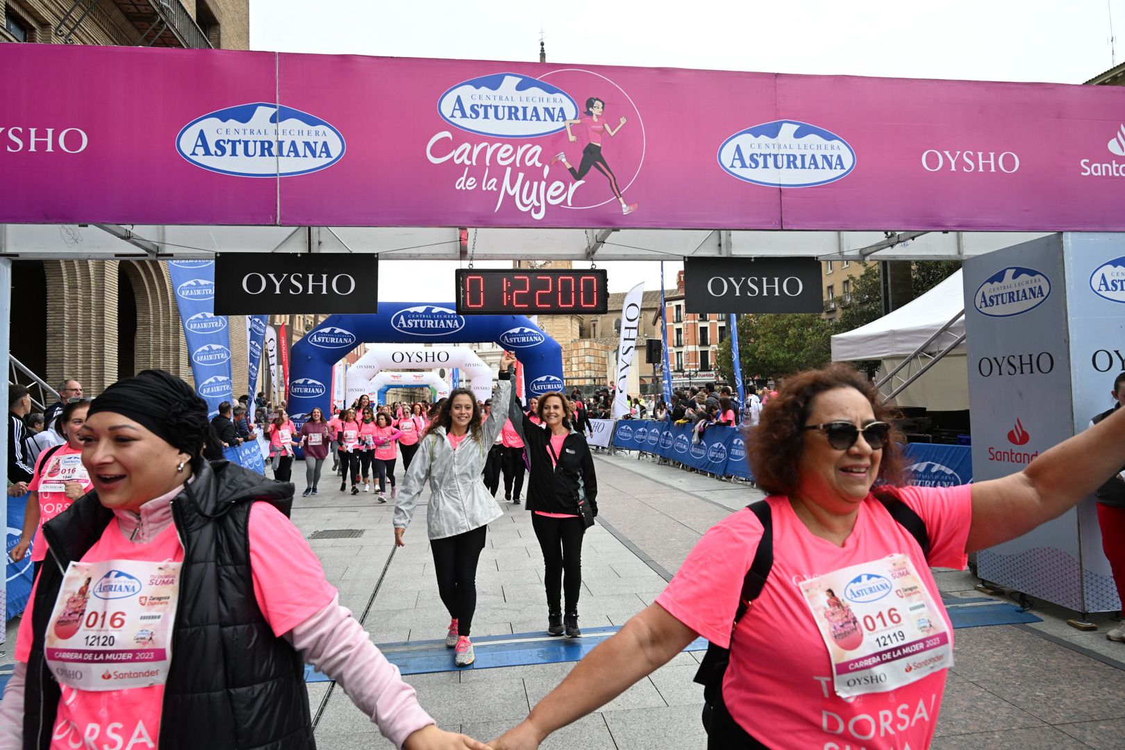 Todas las fotos de la Carrera de la Mujer de Zaragoza 2023. 8042