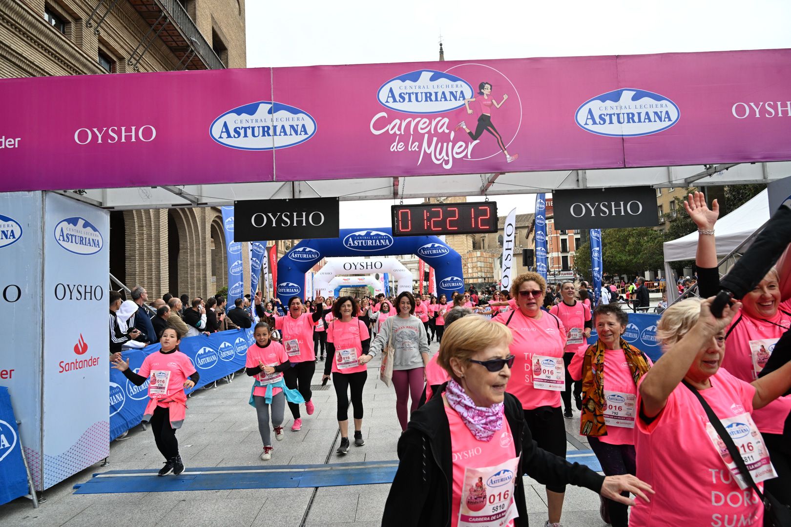 Todas las fotos de la Carrera de la Mujer de Zaragoza 2023. 8061