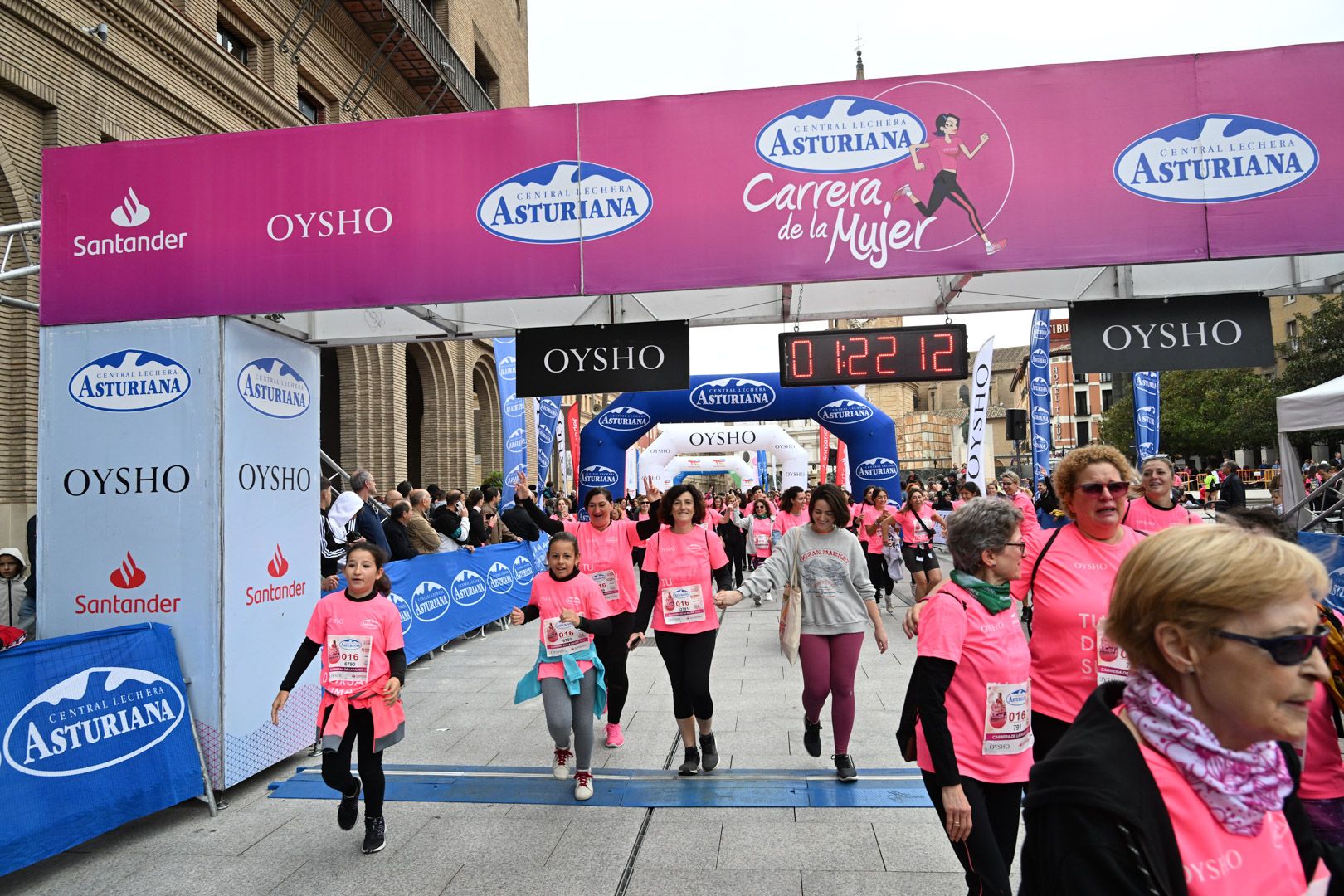 Todas las fotos de la Carrera de la Mujer de Zaragoza 2023. 8062