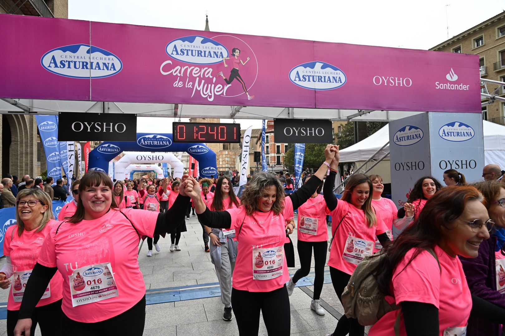 Todas las fotos de la Carrera de la Mujer de Zaragoza 2023. 8200