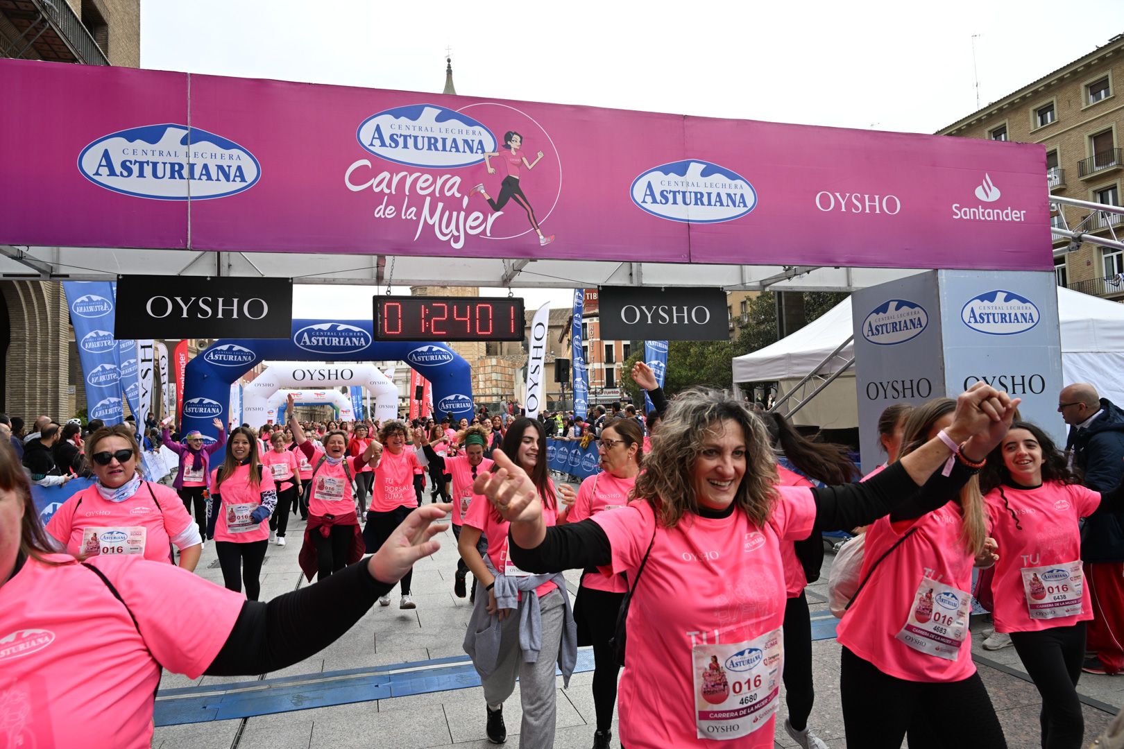 Todas las fotos de la Carrera de la Mujer de Zaragoza 2023. 8201