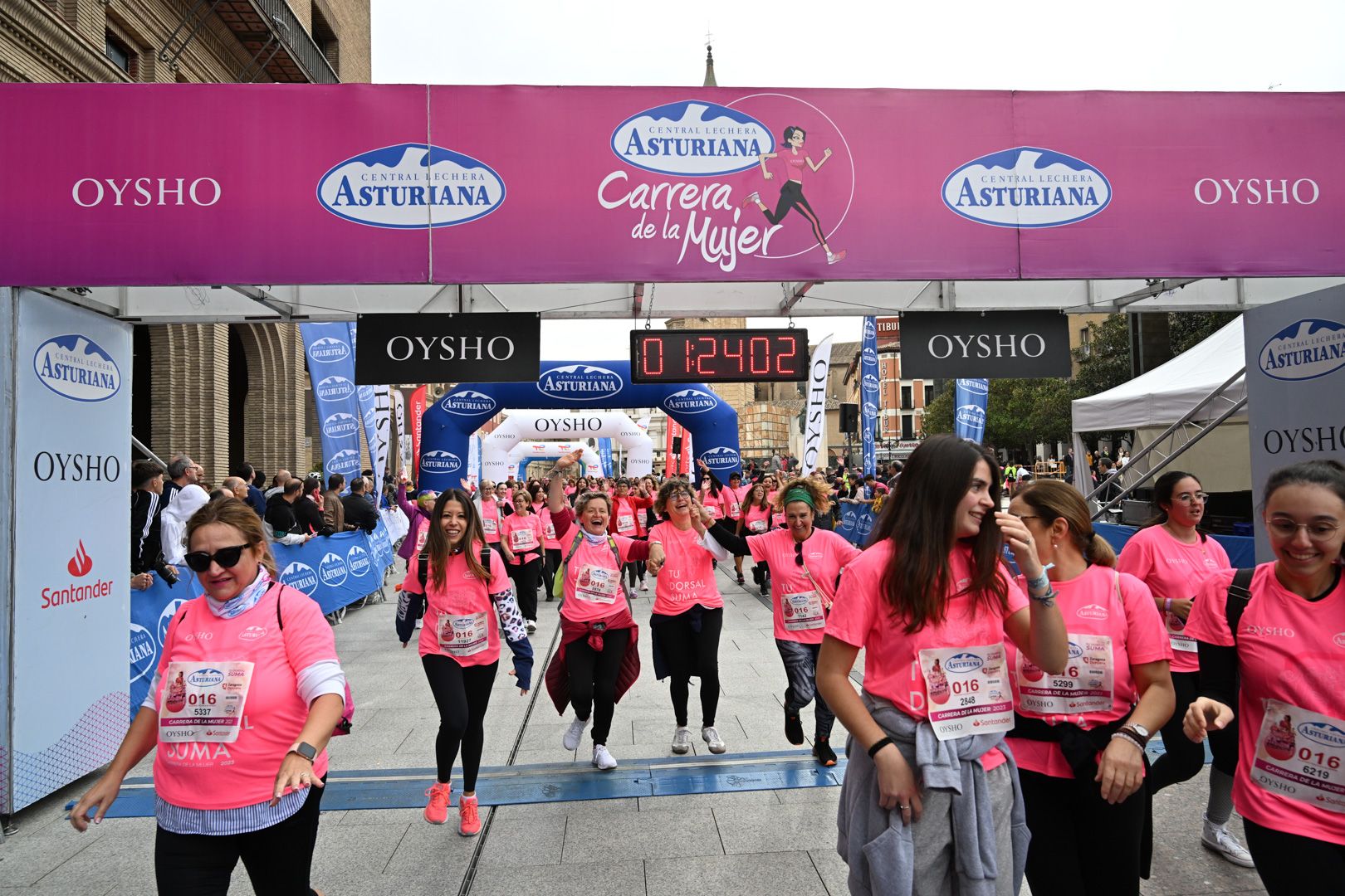 Todas las fotos de la Carrera de la Mujer de Zaragoza 2023. 8202