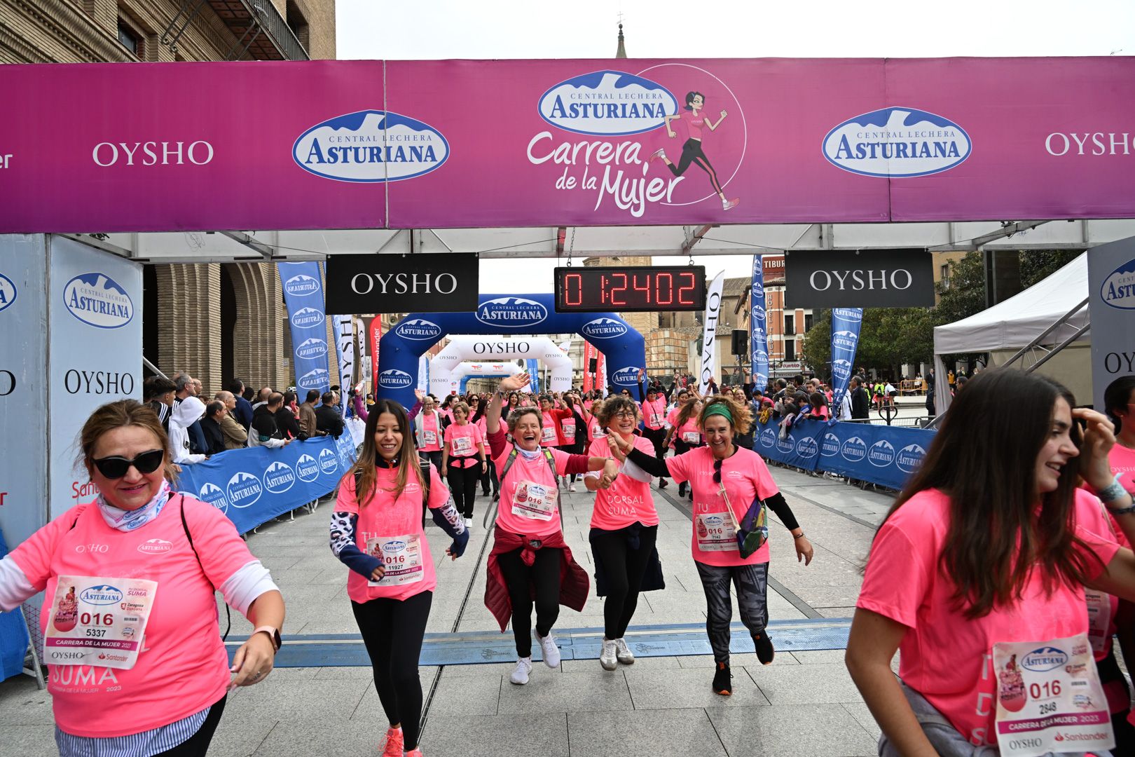 Todas las fotos de la Carrera de la Mujer de Zaragoza 2023. 8203