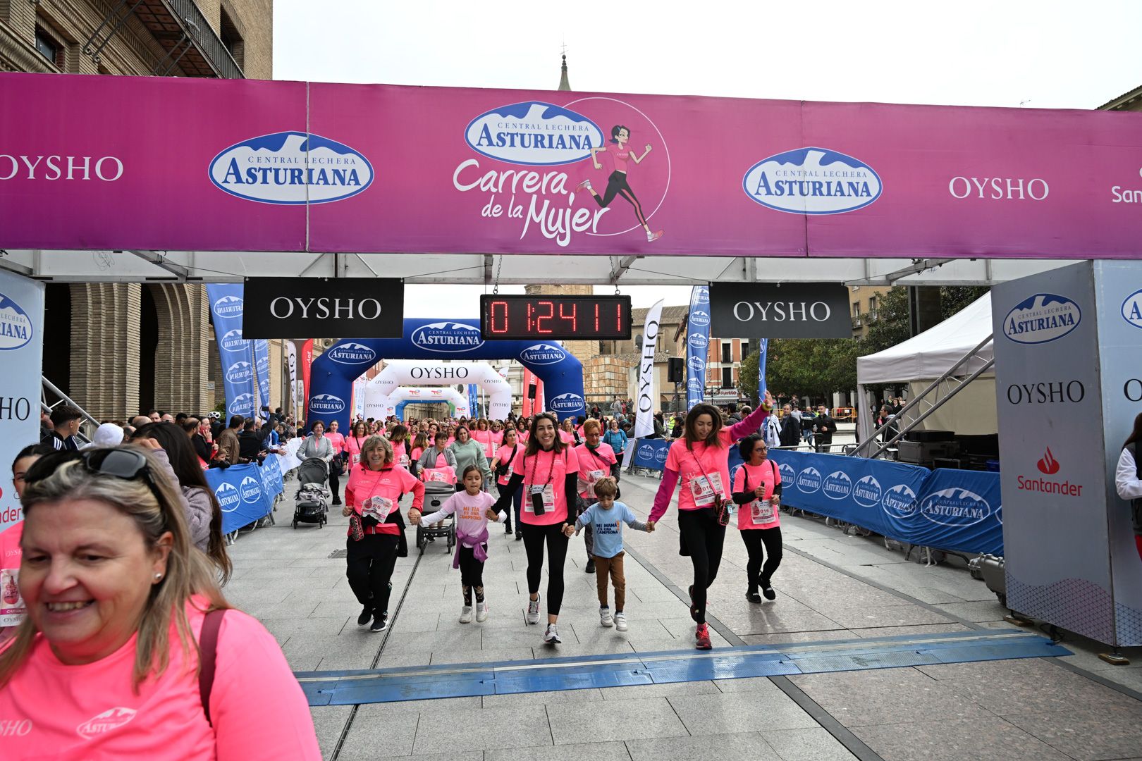 Todas las fotos de la Carrera de la Mujer de Zaragoza 2023. 8210
