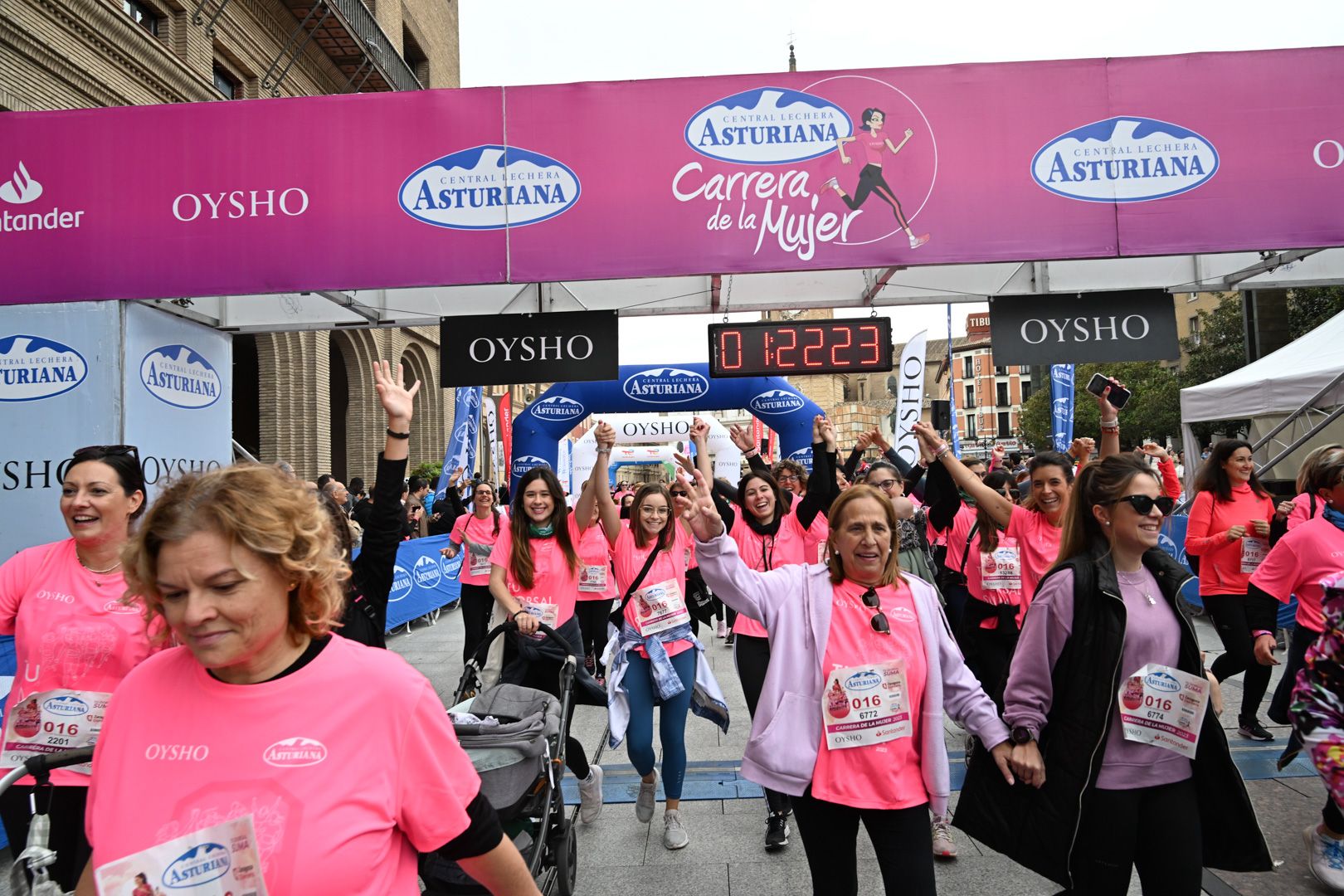Todas las fotos de la Carrera de la Mujer de Zaragoza 2023. 8081
