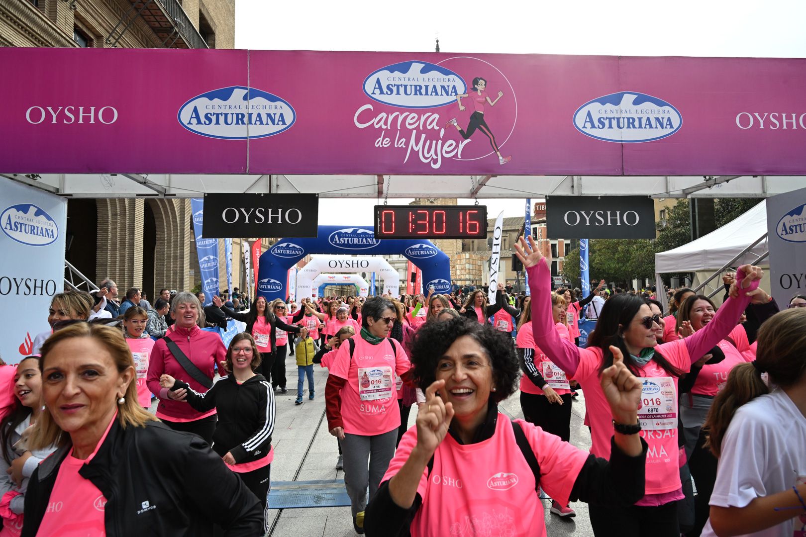 Todas las fotos de la Carrera de la Mujer de Zaragoza 2023. 8710