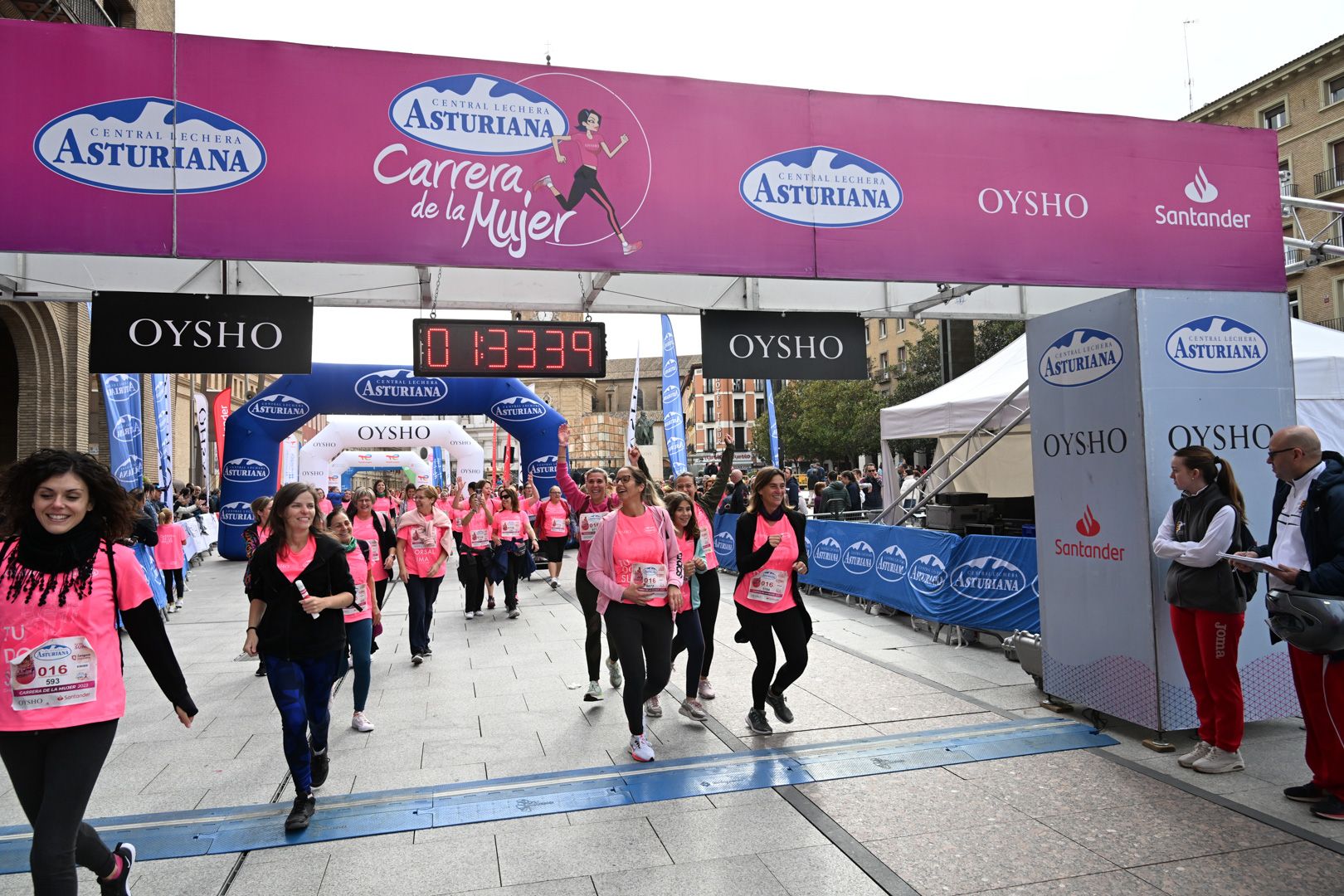 Todas las fotos de la Carrera de la Mujer de Zaragoza 2023. 8951