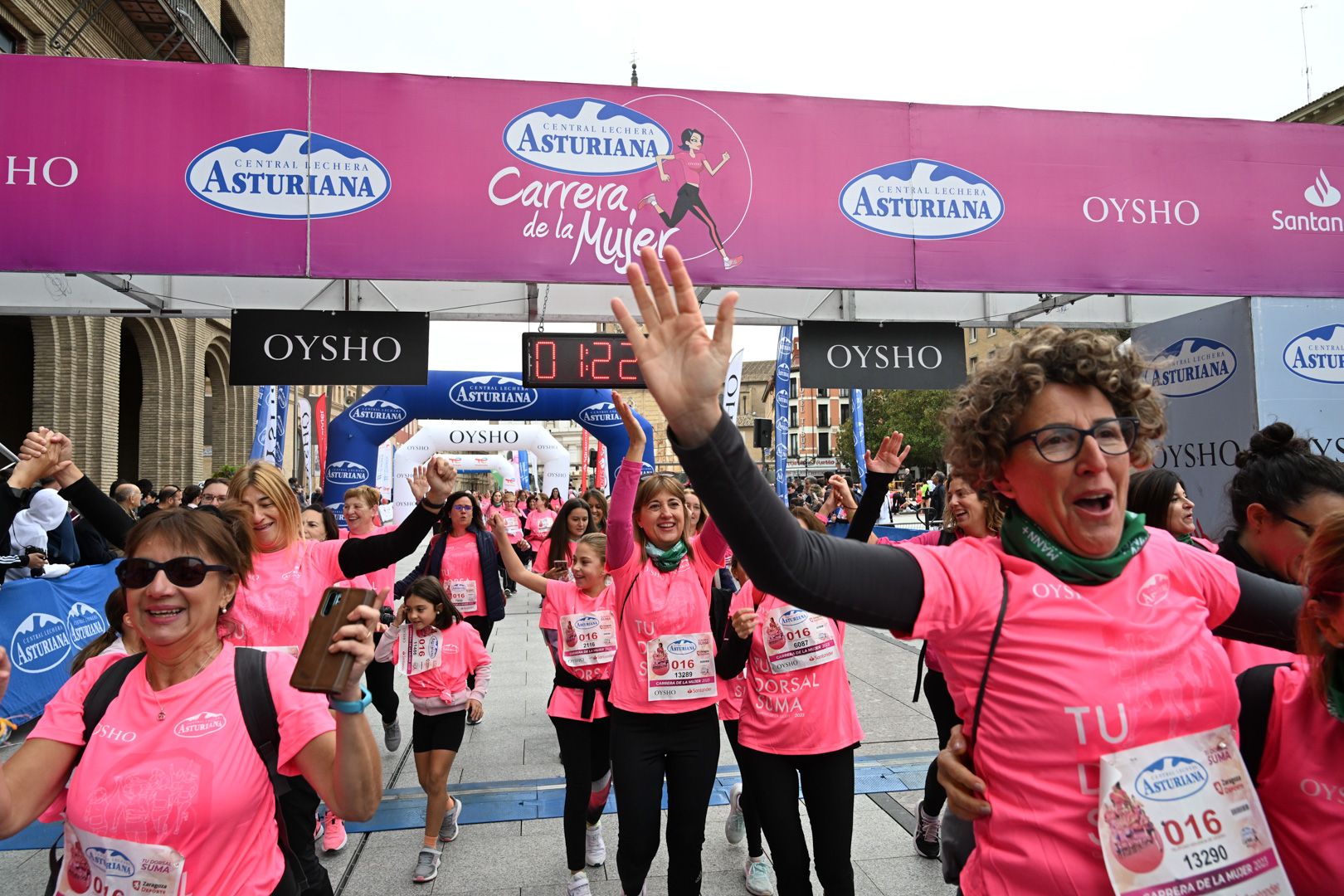 Todas las fotos de la Carrera de la Mujer de Zaragoza 2023. 8090
