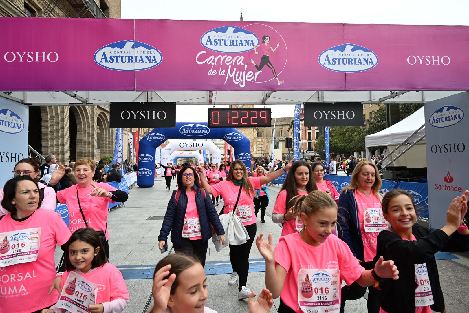 Todas las fotos de la Carrera de la Mujer de Zaragoza 2023. 8094